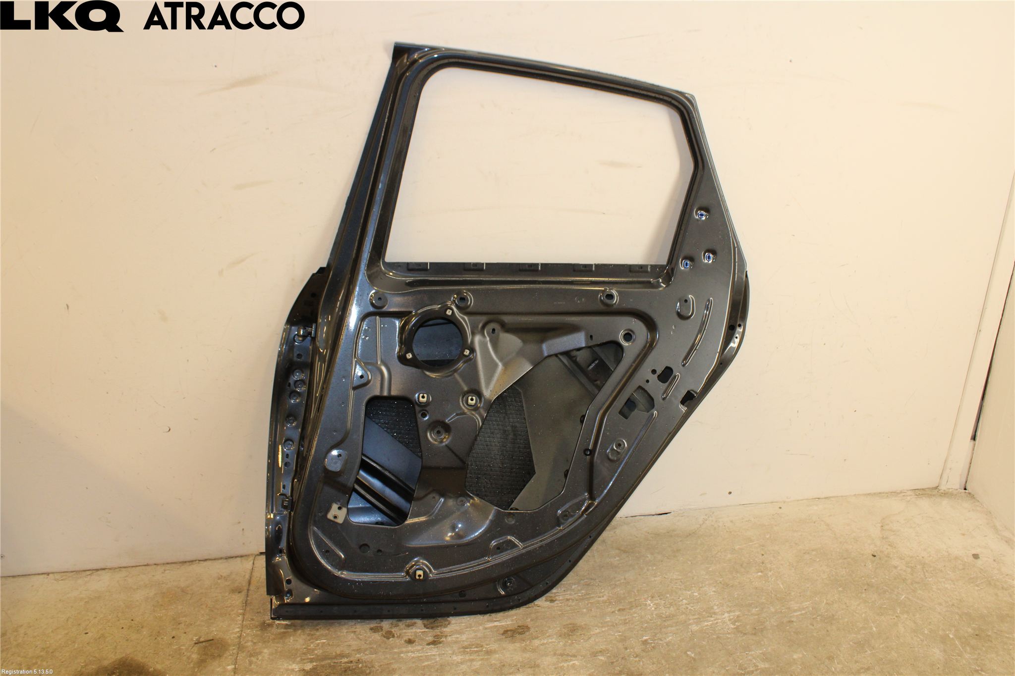 BMW 2 F45 Active Tourer 14-21 Dörr Bak Höger