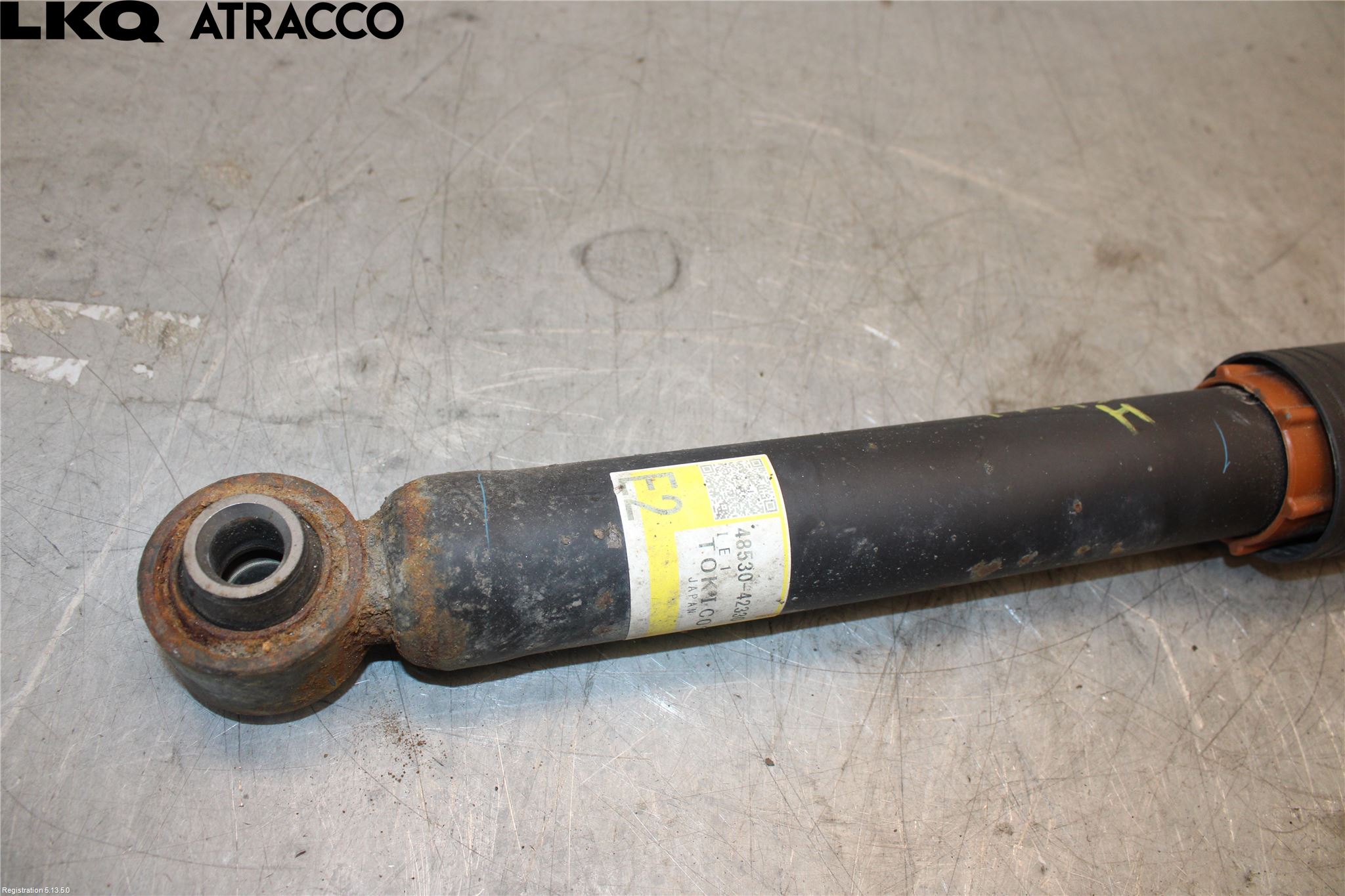Toyota bZ4X EA10 22- Stötdämpare Bak