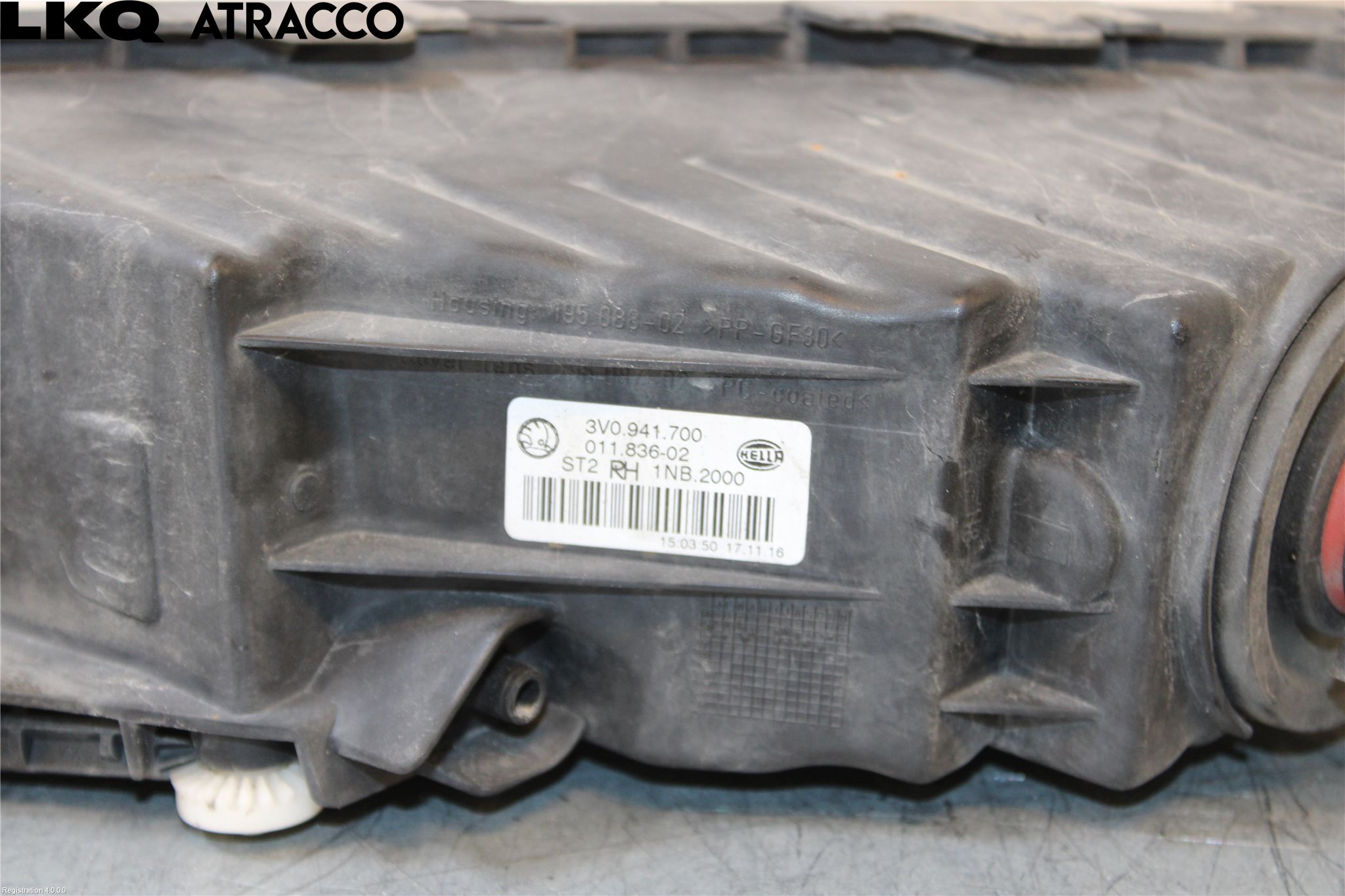 Skoda SUPERB 09-15 Dimljus-Varselljus Fram