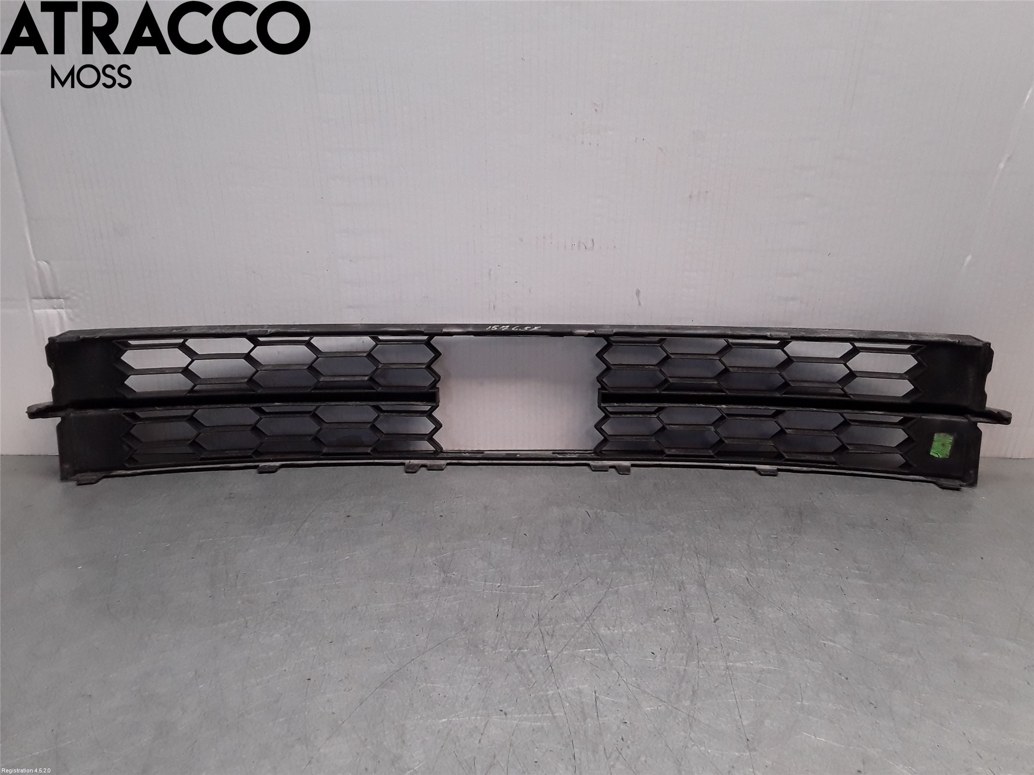 Skoda RAPID Grilldel Mitt