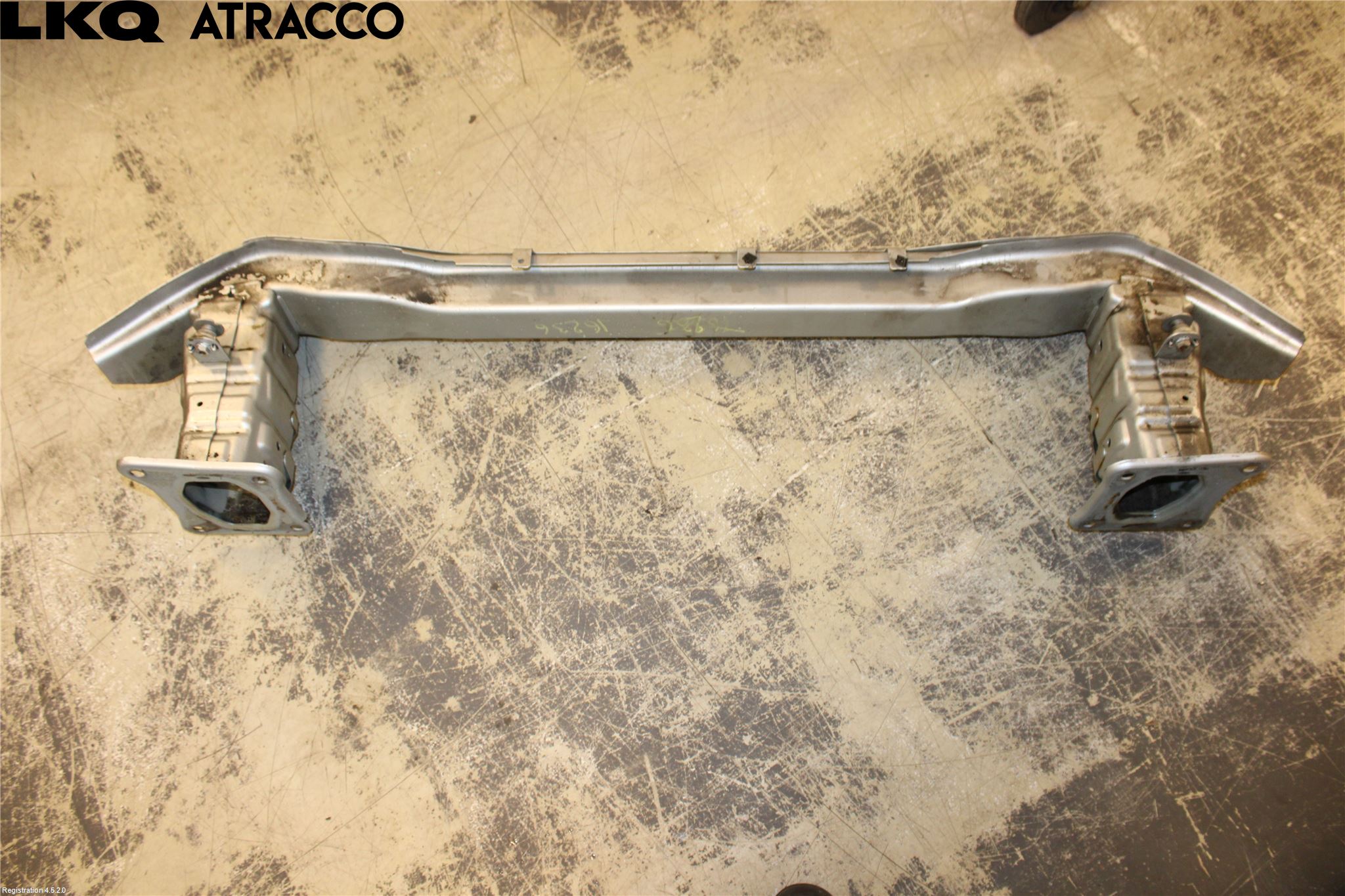 Ford FOCUS 11-14 Stötfångarbalk Fram