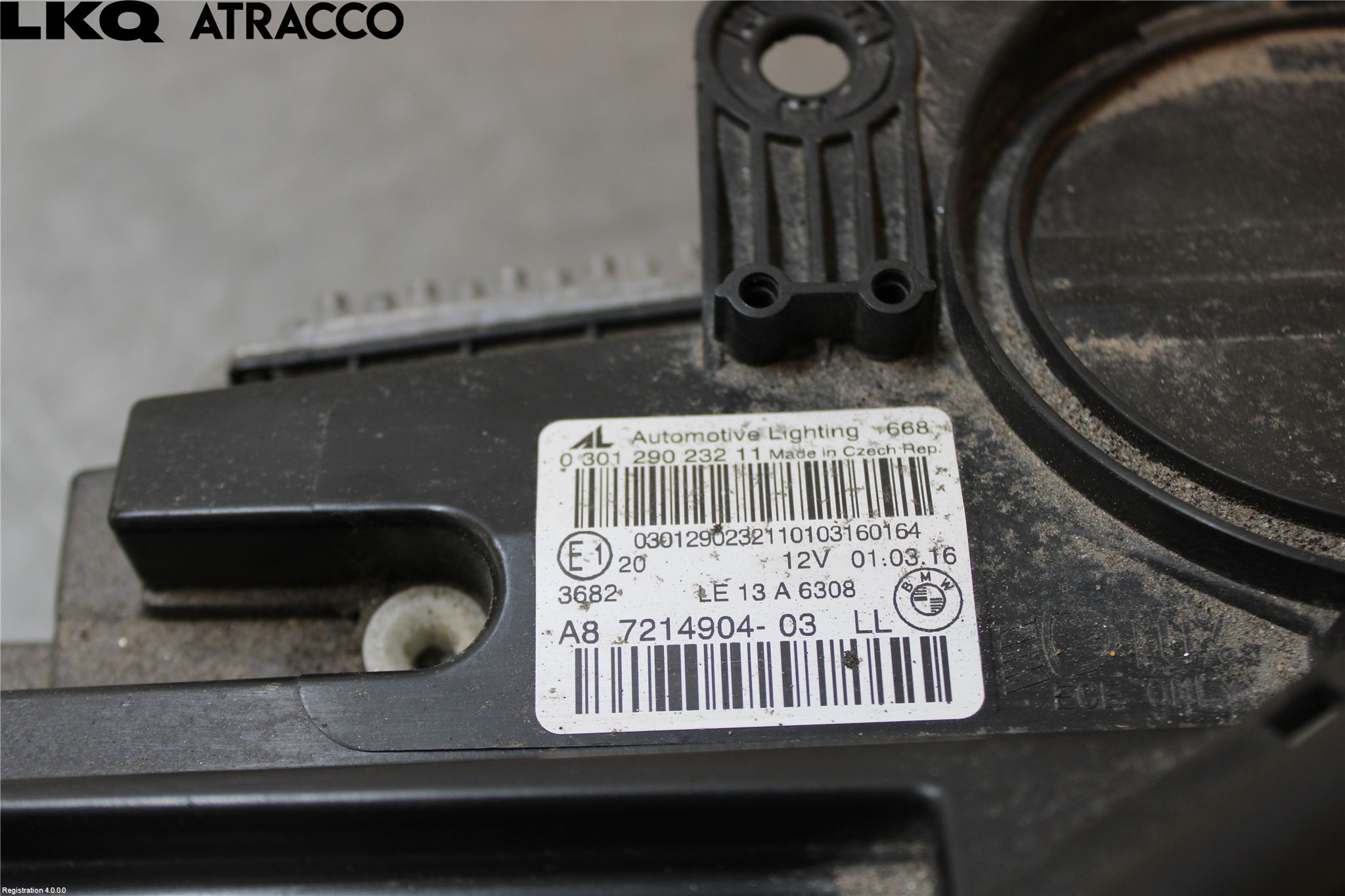 BMW 2 F45 Active Tourer 14-21 Strålkastare Höger
