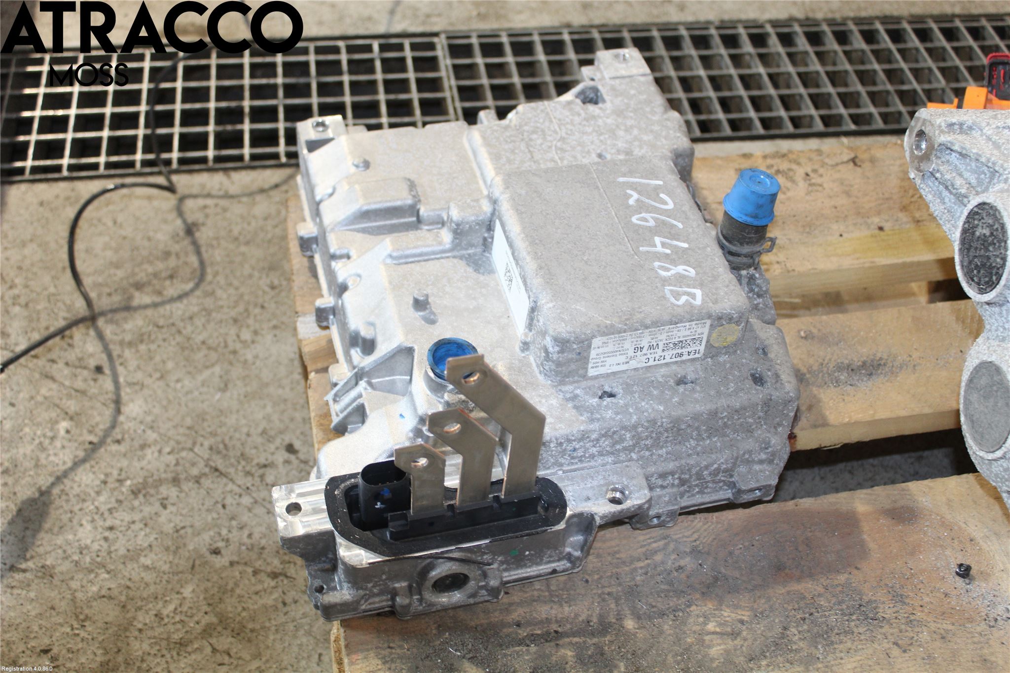 Audi Q4 E-TRON FZ 22- Inverter 12 -> 220 V
