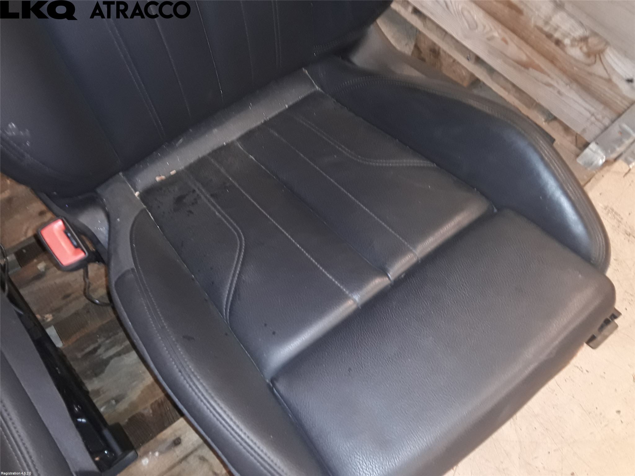 Audi Q5/SQ5 17- Inredning Soffa Fram Komplett