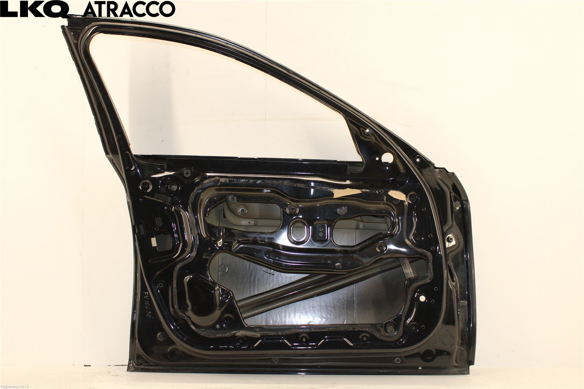 BMW 5 F10/F11/F18 09-17 Dörr Fram Vänster