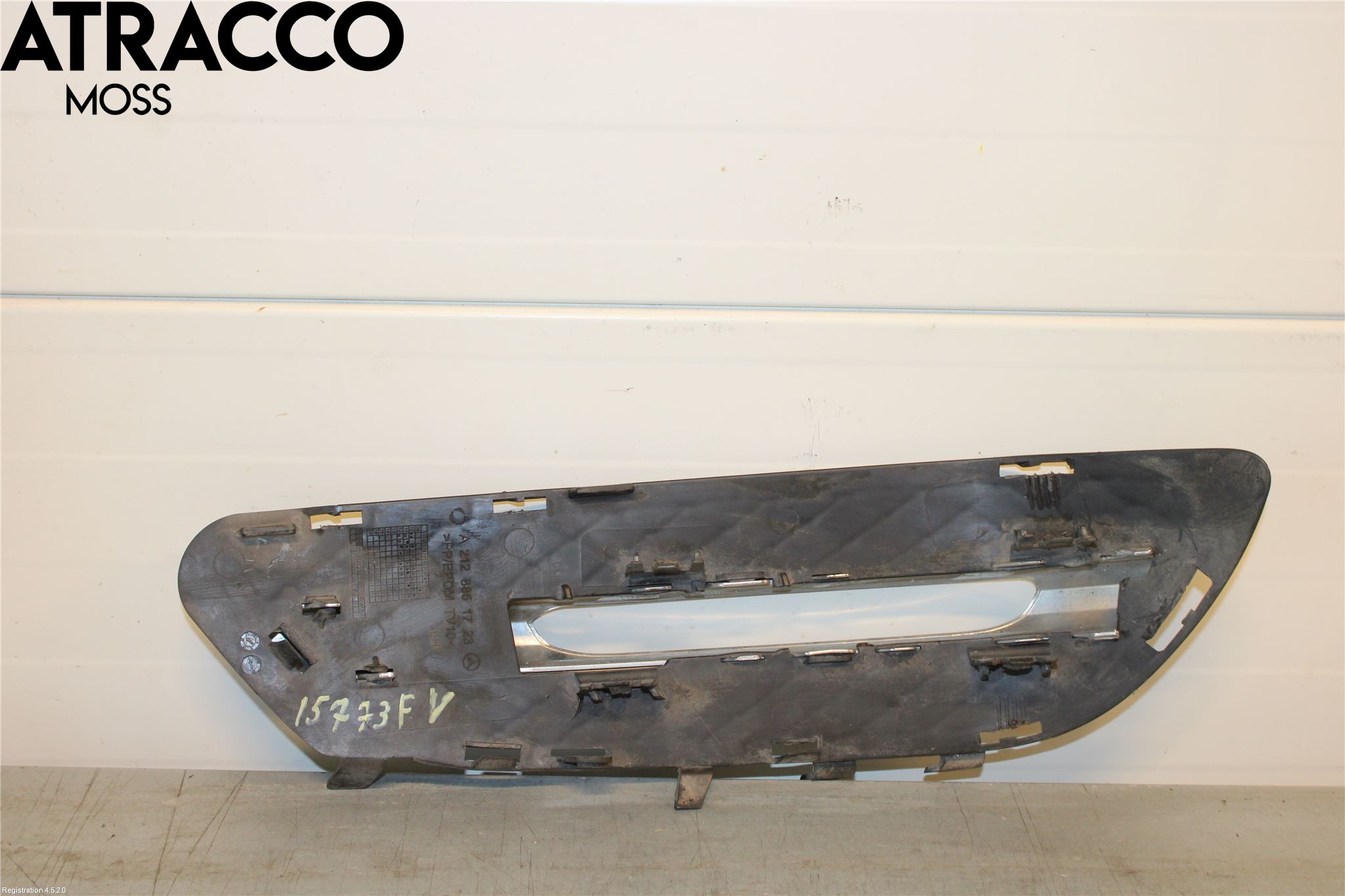 Mercedes-Benz MB E-KLASS (W212) 09-16 Dimljussarg Fram