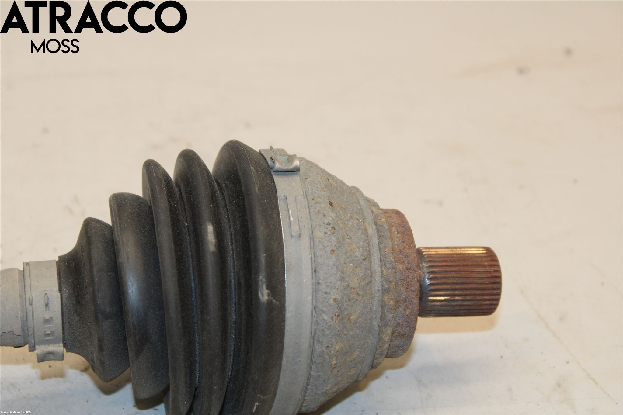 Volkswagen VW PASSAT 15-19 Drivaxel Fram Vänster