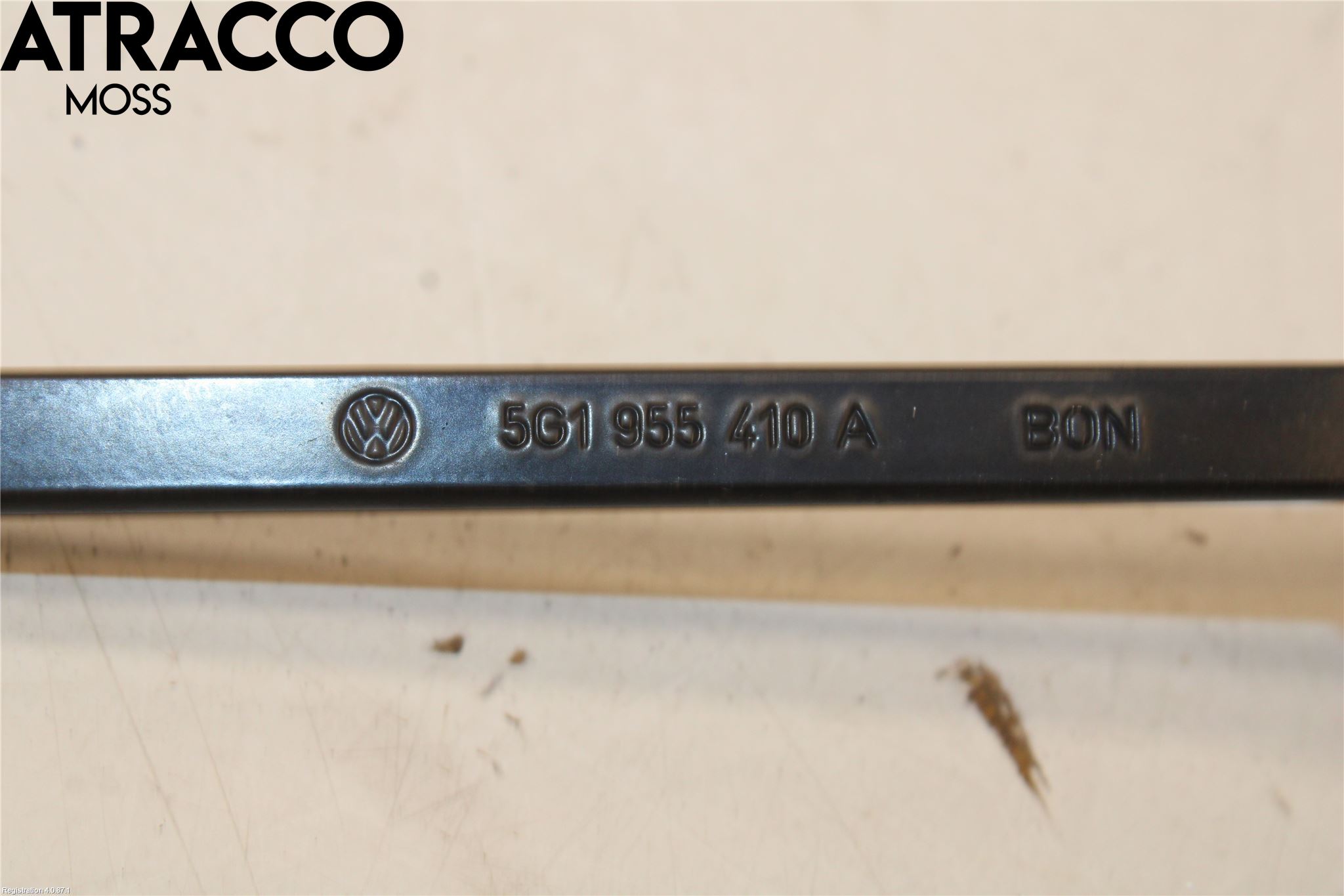 Volkswagen VW GOLF / E-GOLF VII 13-20 Torkararm Armar Vindruta
