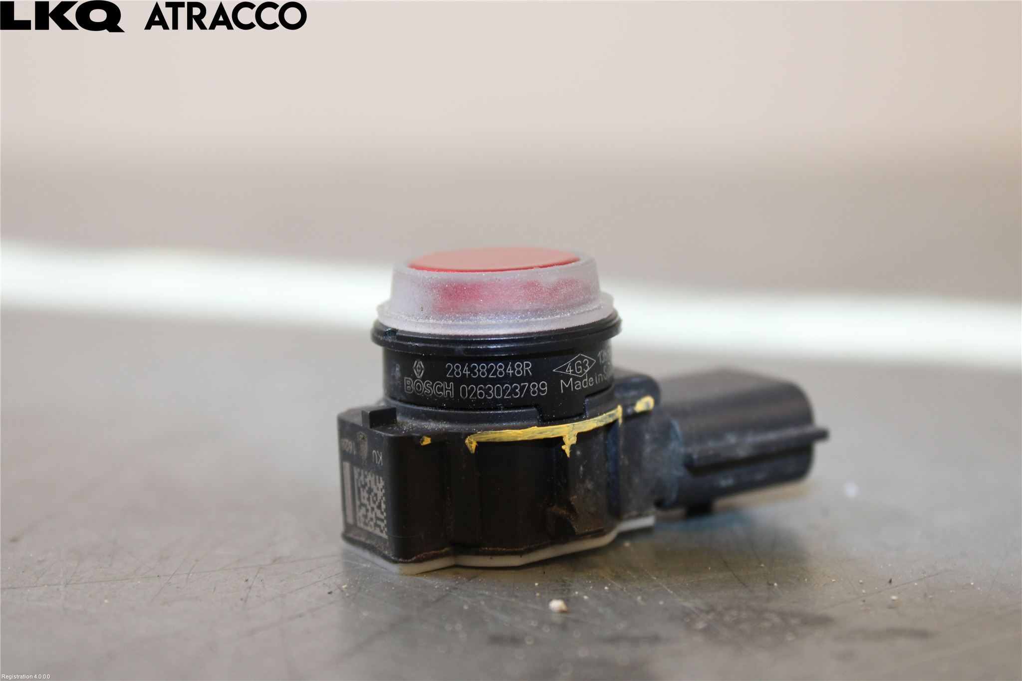 Renault CAPTUR 13-19 Parkeringshjälp Frontsensor