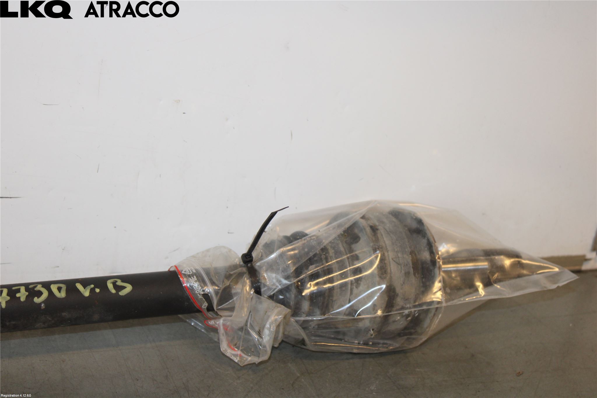 Mercedes-Benz MB GLC-KLASS (X253/C253) 15-22 Drivaxel Bak Vänster
