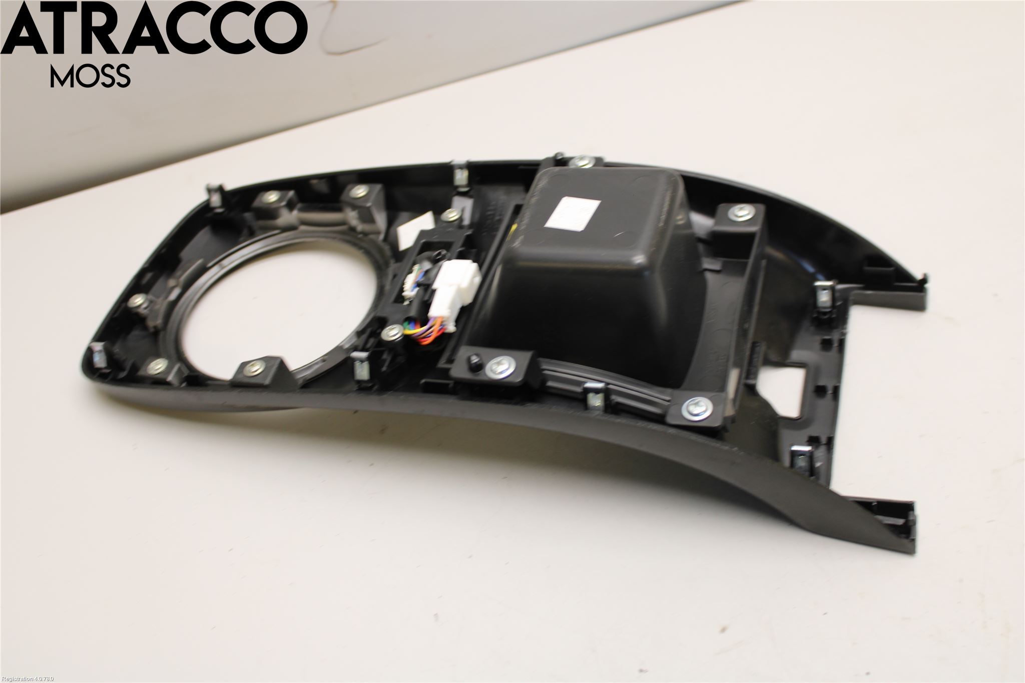 Nissan LEAF 11-17 Instrumentkonsoll Golv
