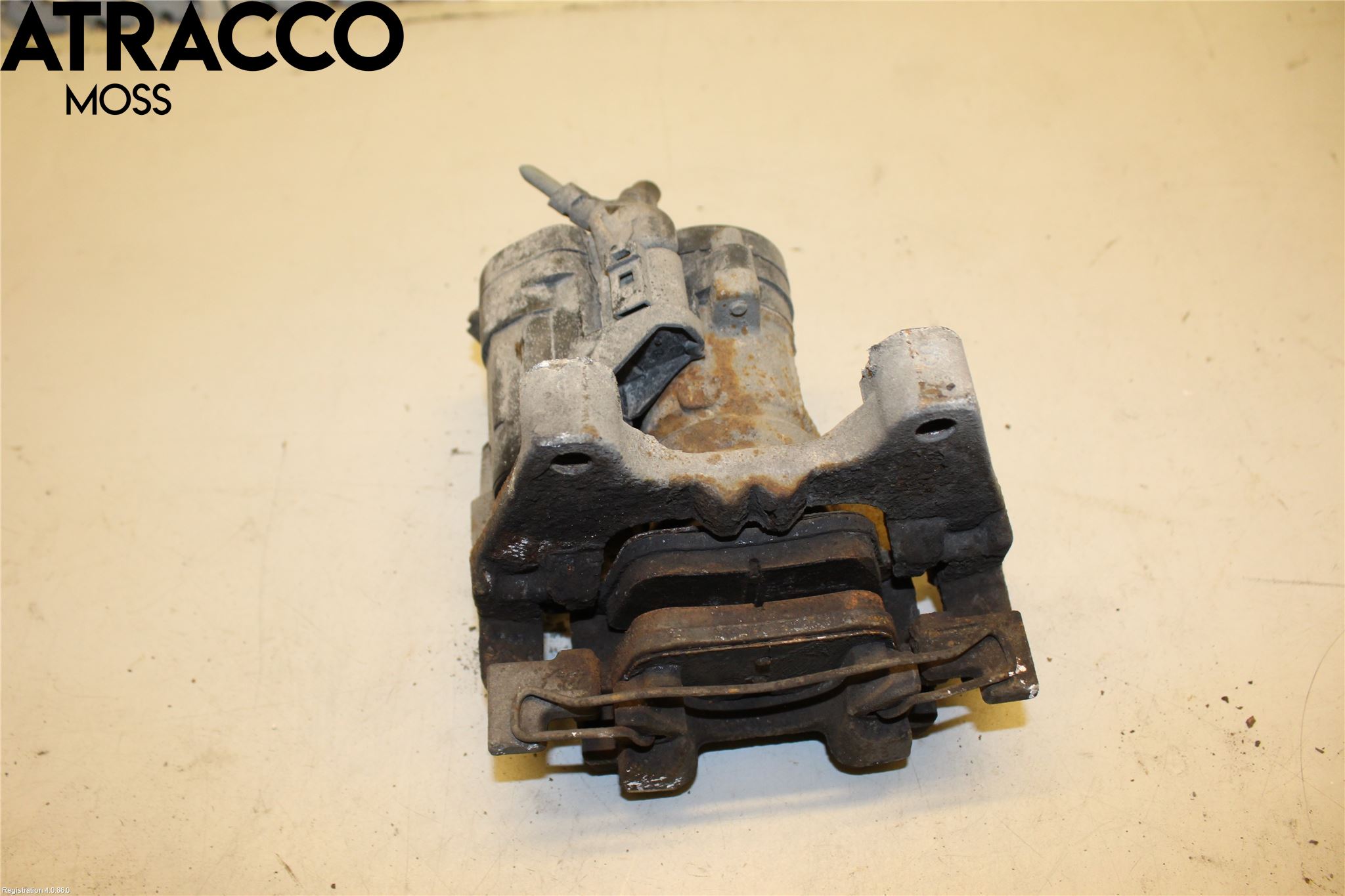 Volkswagen VW PASSAT 15-19 Bromsok Bak Vänster