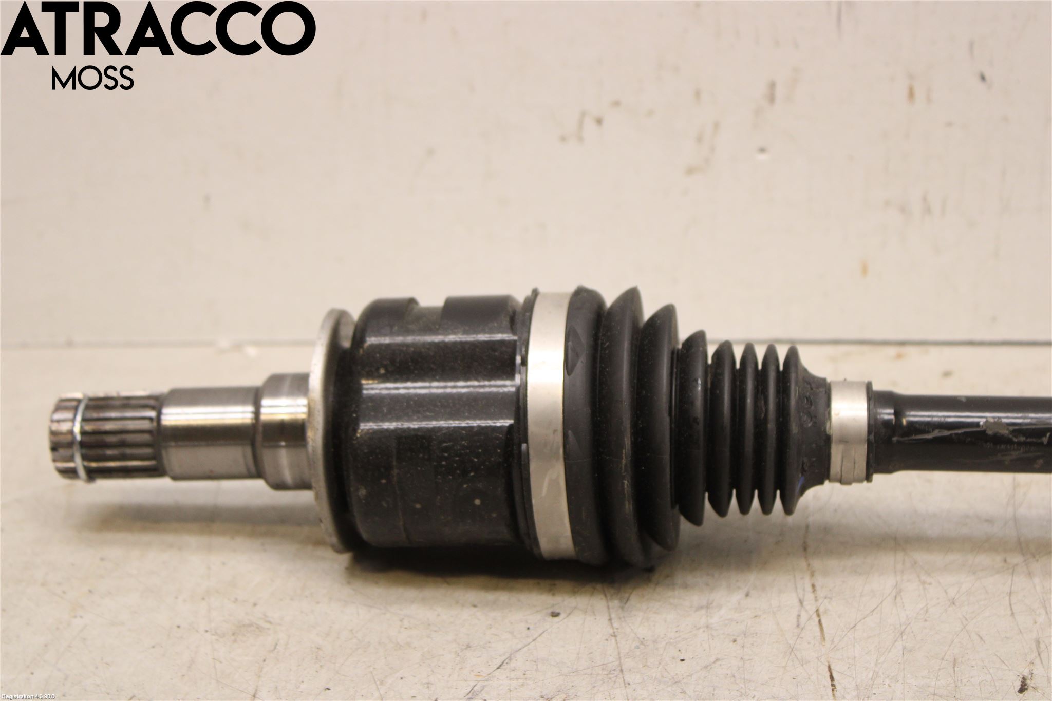 Toyota AURIS 13-19 Drivaxel Fram Vänster