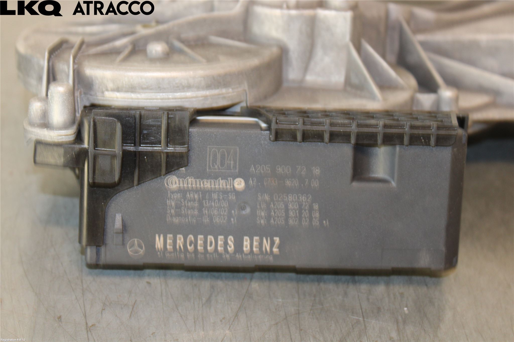 Mercedes-Benz MB C-KLASS (W205) 14-21 Bakluckeöppnare Automatisk