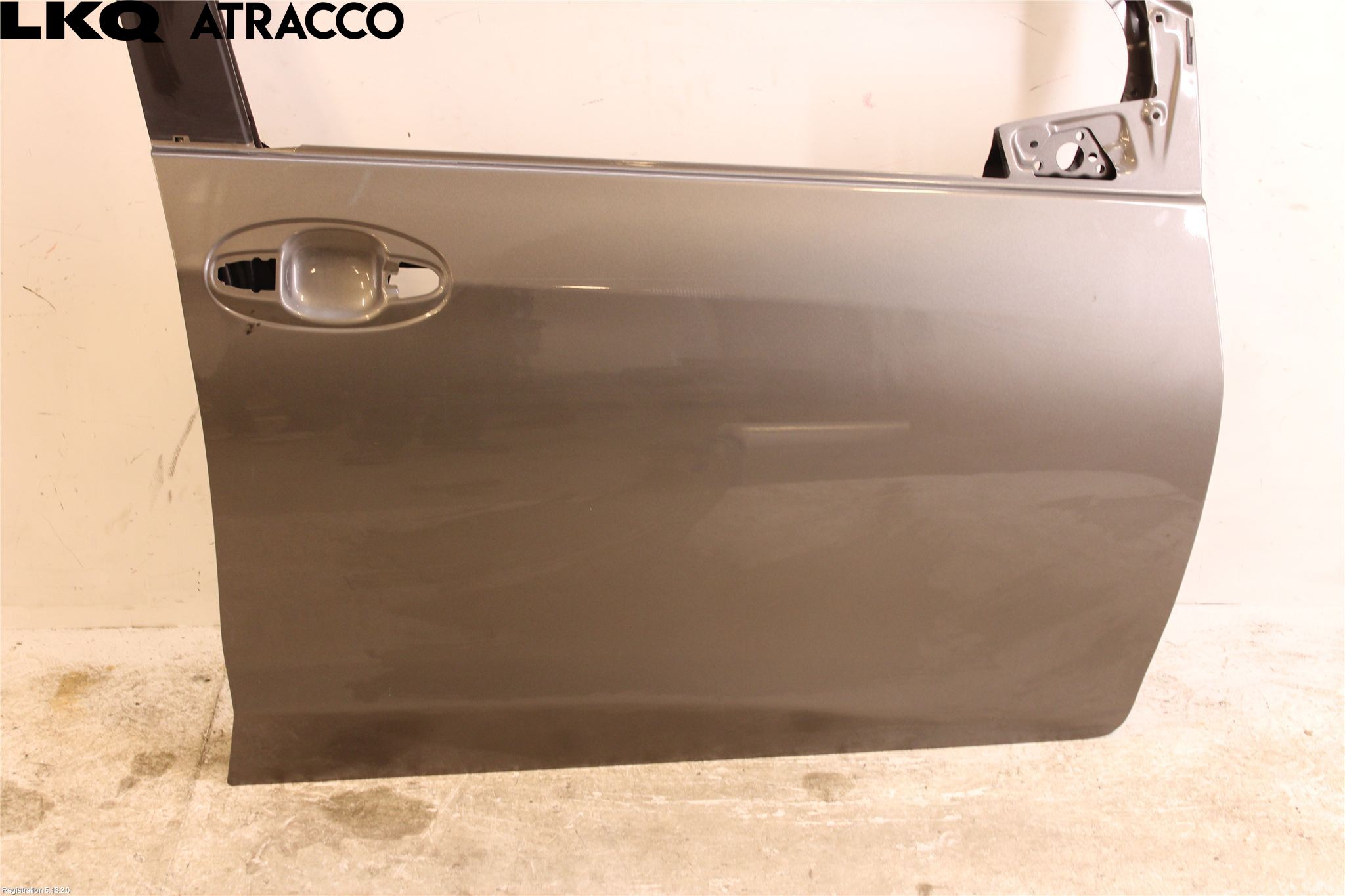 Toyota YARIS XP130 15-20 Dörr Fram Höger