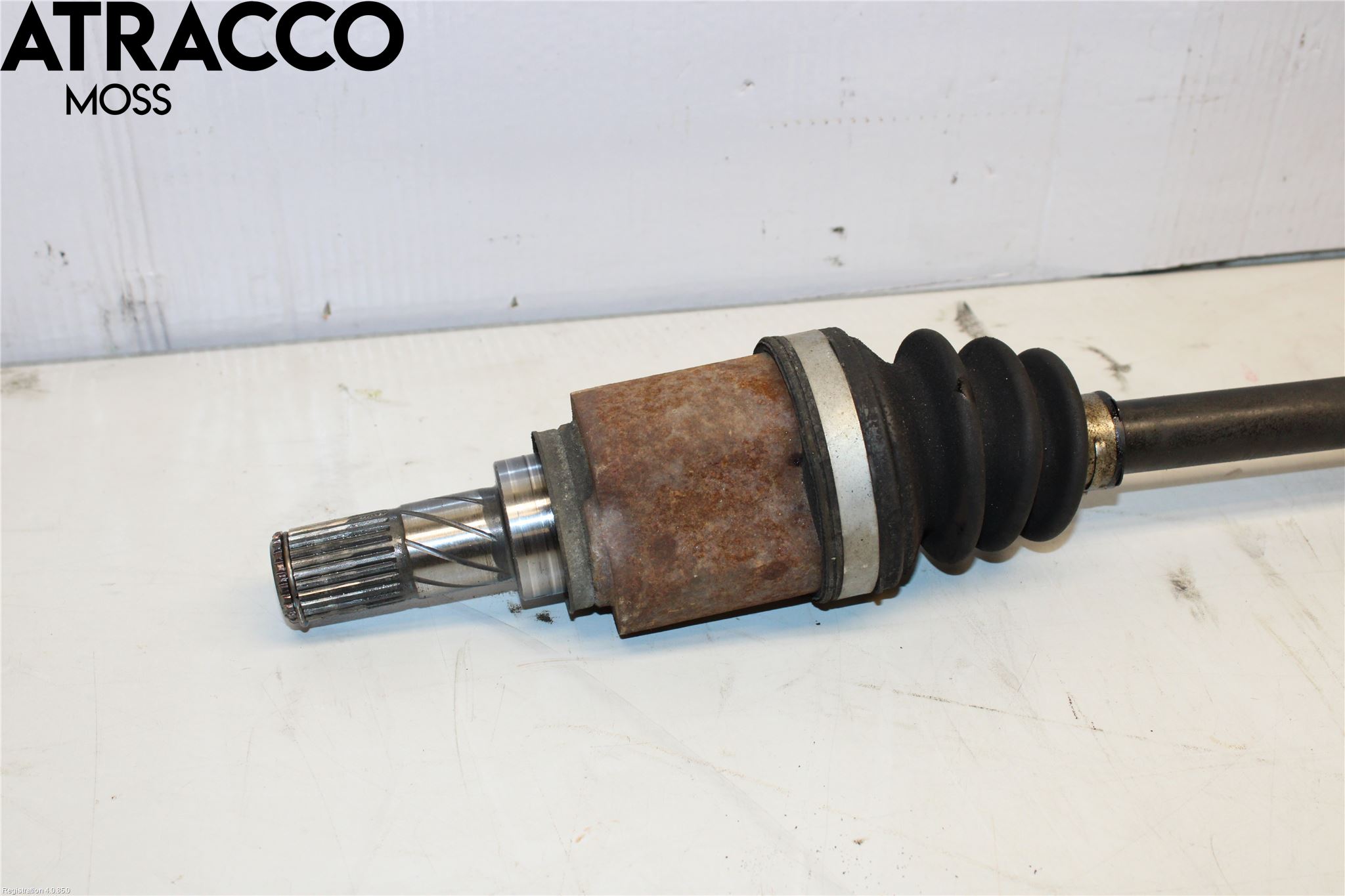 Nissan NOTE E12 14-20 Drivaxel Fram Vänster