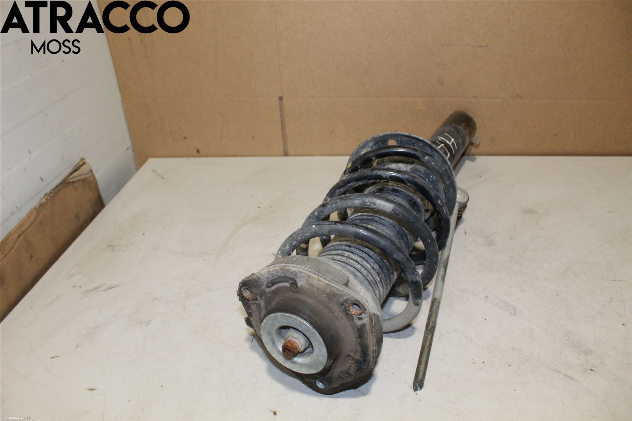 Volkswagen VW CADDY 16-20 Fjäderben Fram Höger