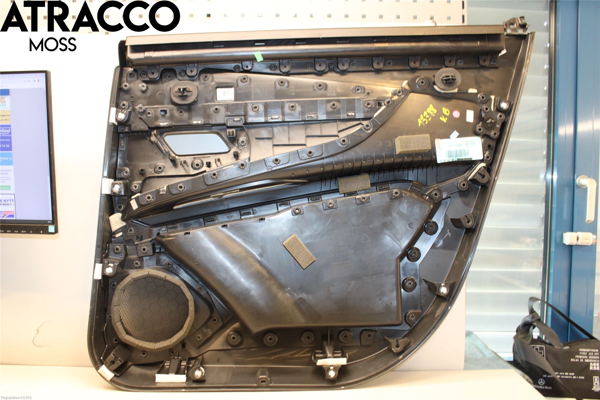 Peugeot 5008 17-24 Dörrklädsel Vä