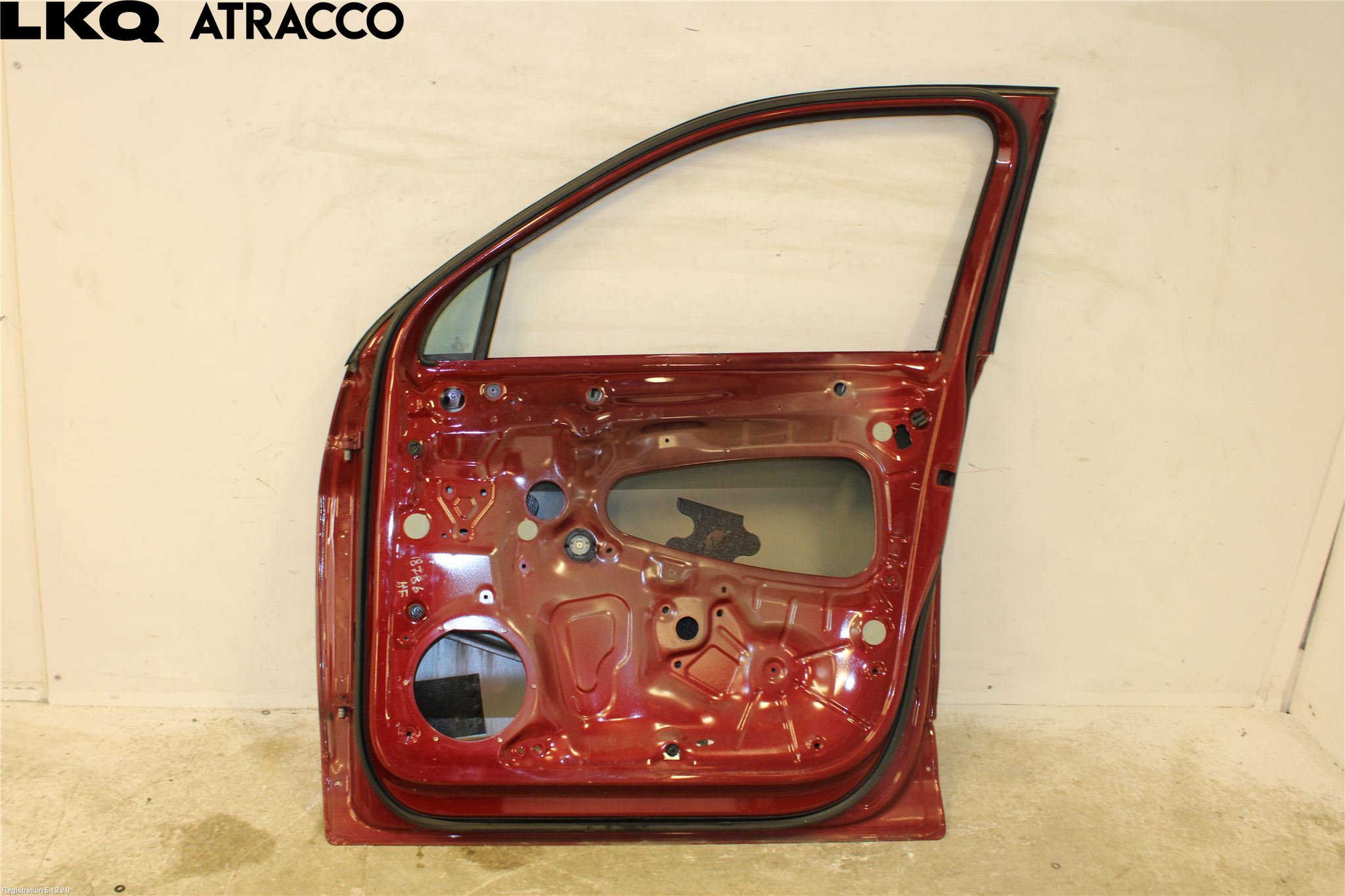 Volkswagen VW TIGUAN 16-24 Dörr Fram Höger