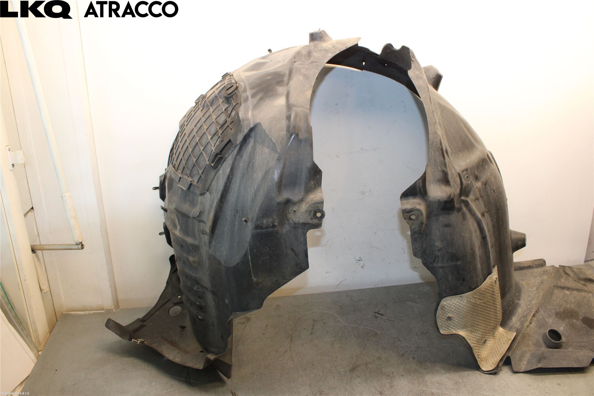 Mercedes-Benz MB C-KLASS (W205) 14-21 Skärm Inner