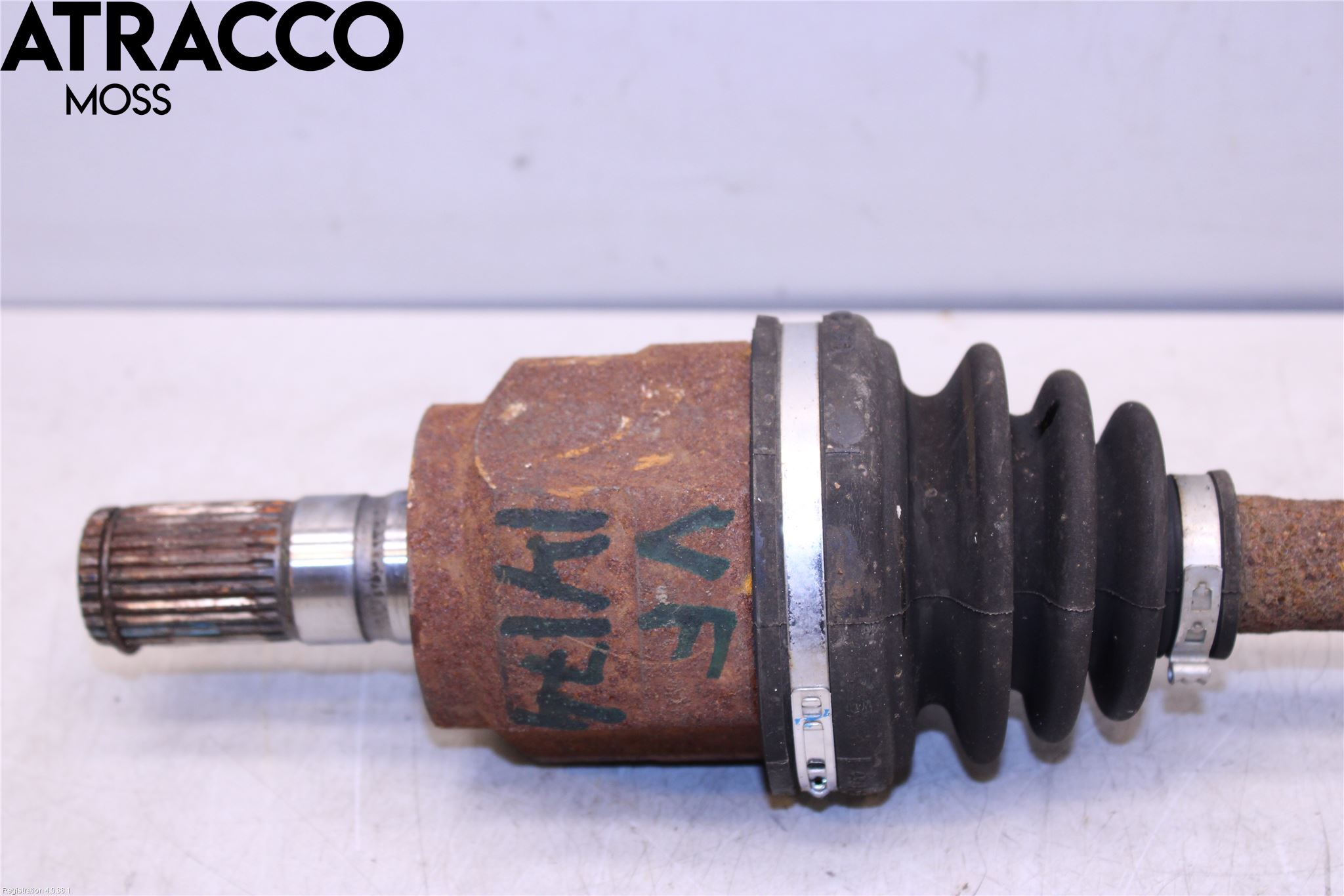 Kia SOUL 09- Drivaxel Fram Vänster