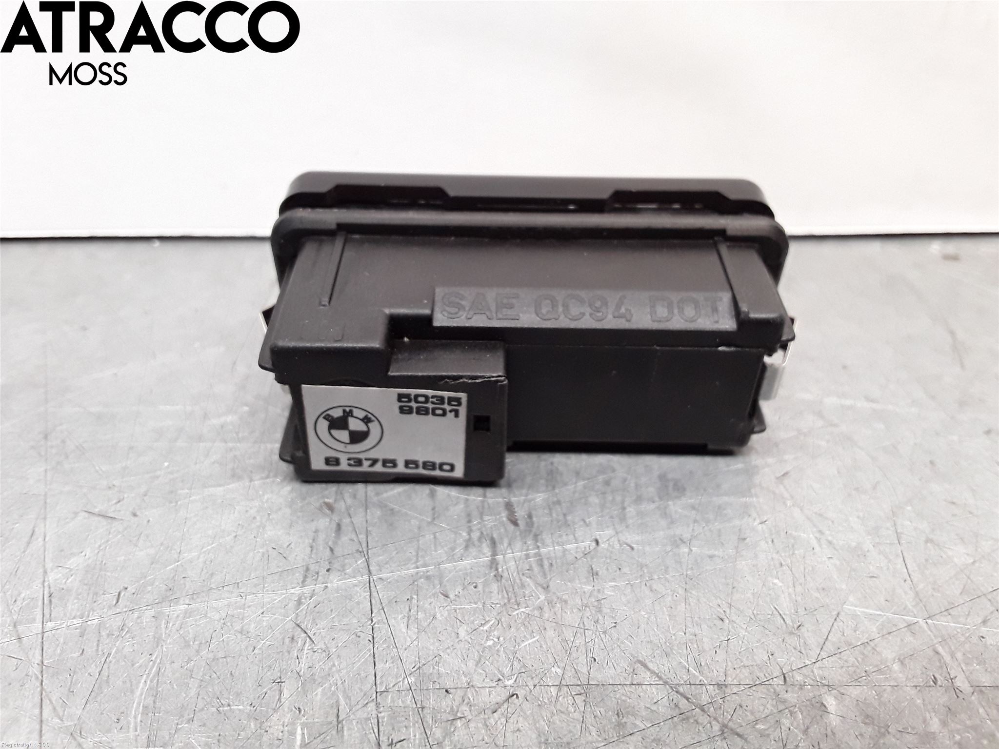 BMW 5 E60/61 Sed/Tou 02-10 Bakluckeöppnare Automatisk