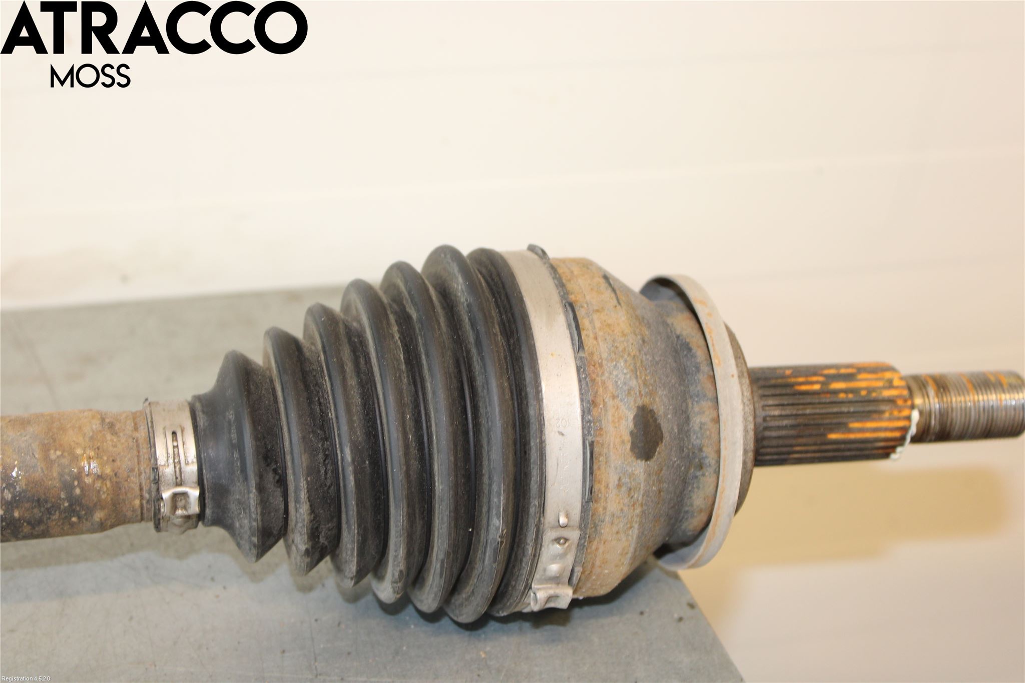 Toyota RAV4 19- Drivaxel Fram Höger