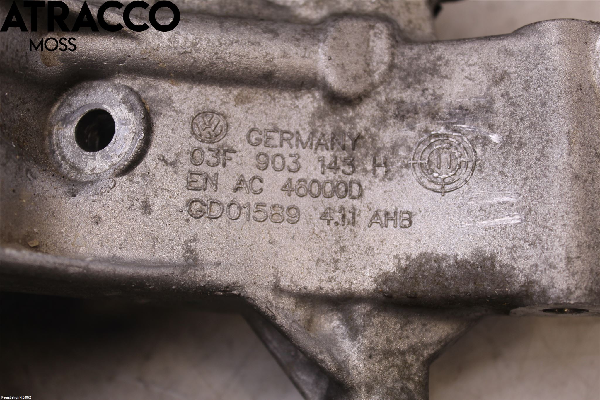 Volkswagen VW GOLF VI 09-13 Oljekylare Motor