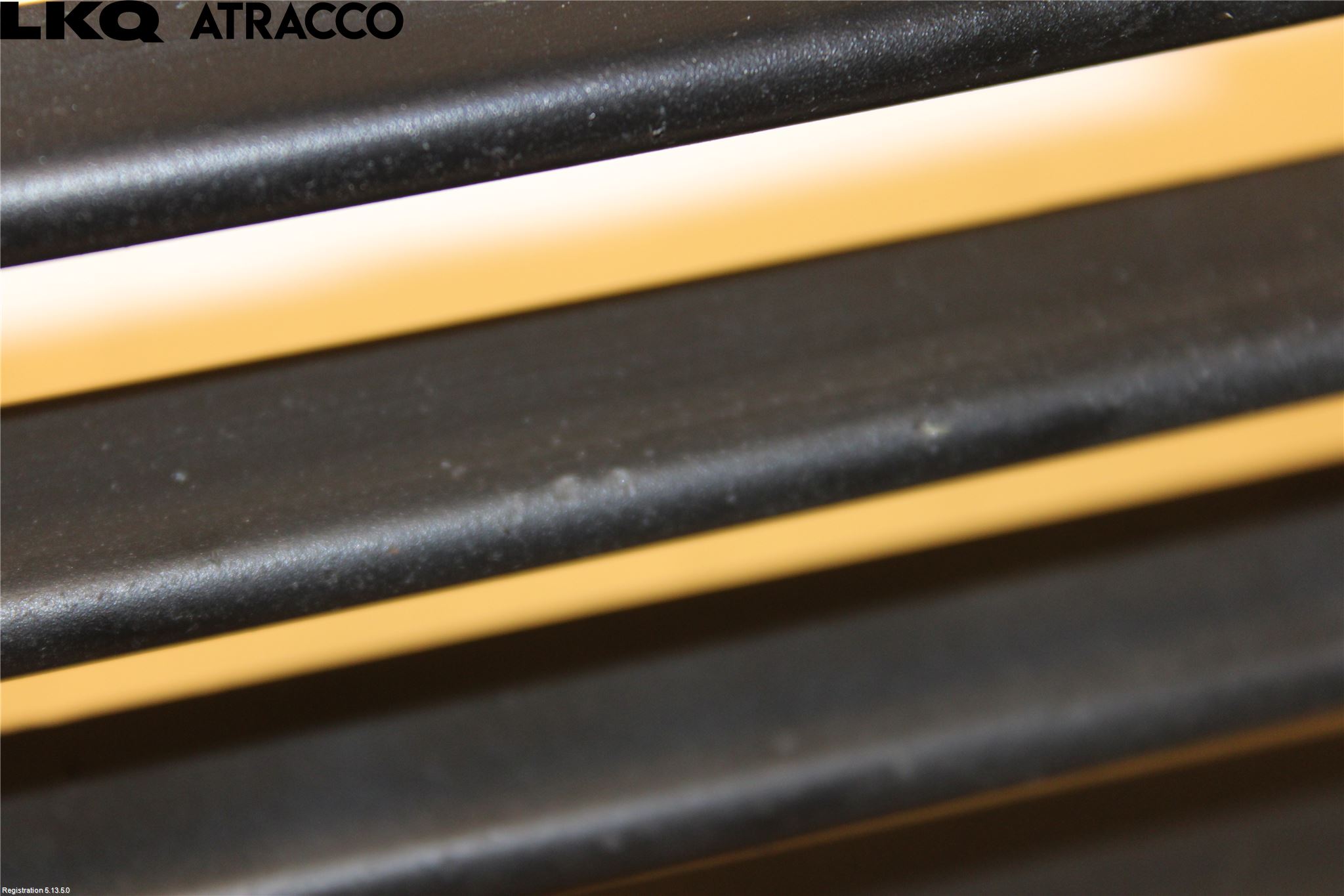Volvo V40 12-19 Grill-Galler