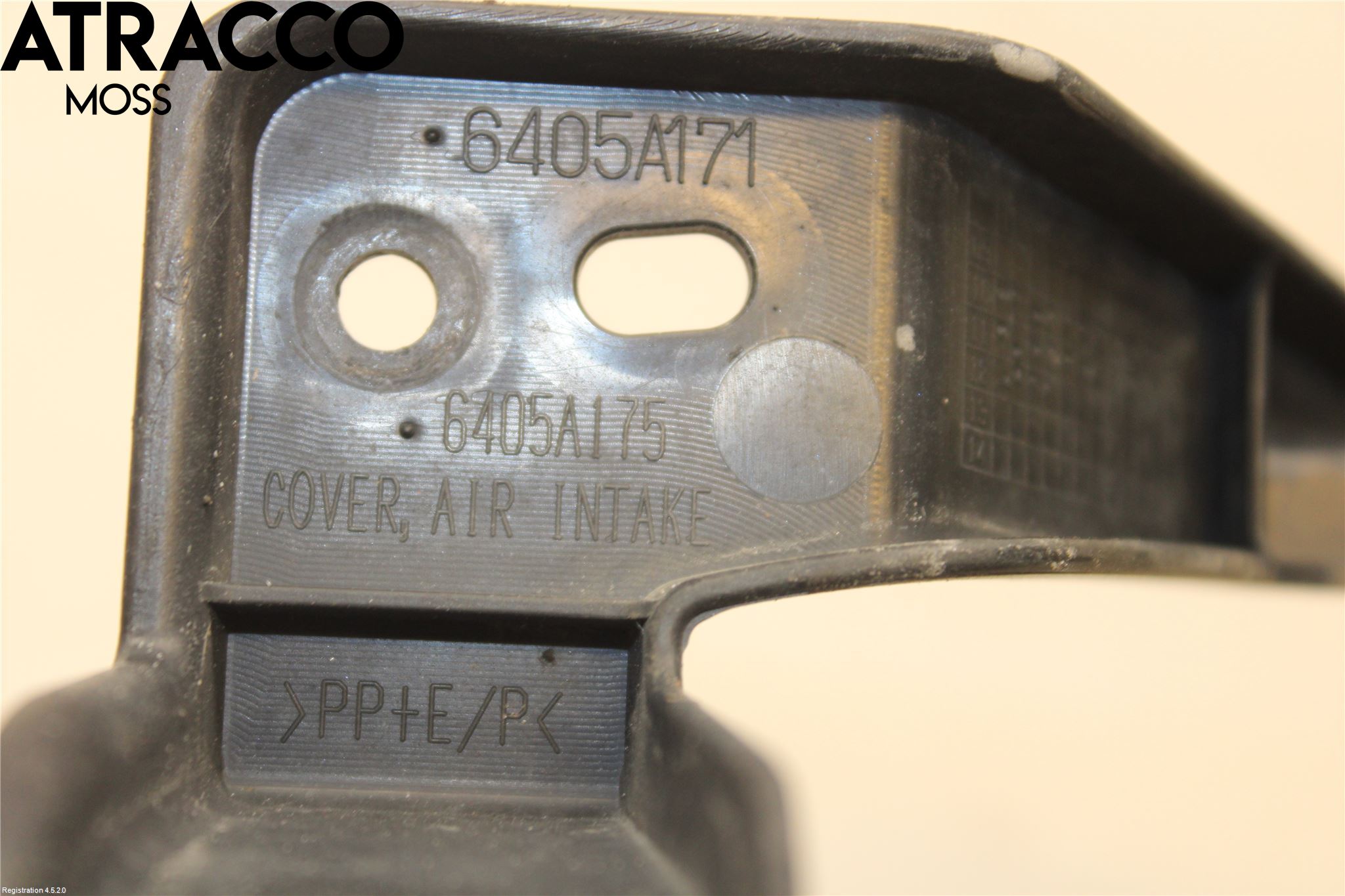 Mitsubishi ASX 10-22 Strålkast Fästsarg