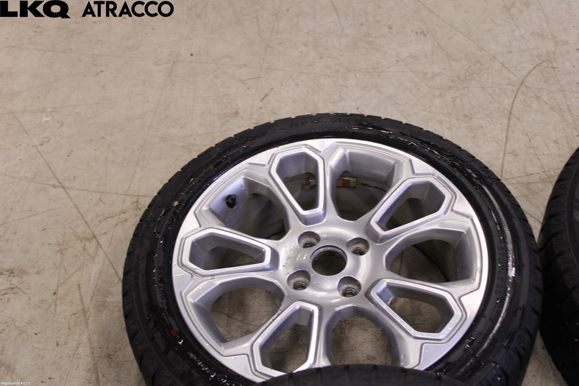 Ford ECOSPORT 17- Vinterdäck Alumfälg 4St
