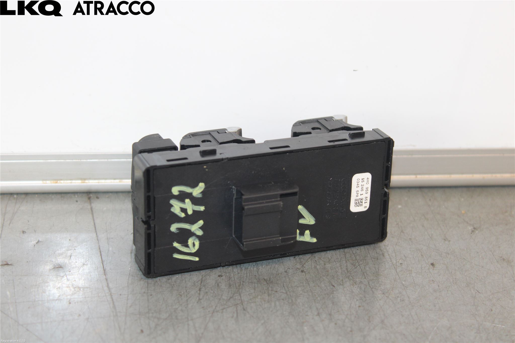 Audi A4/S4 B9 16-19 Strömställare Elhiss