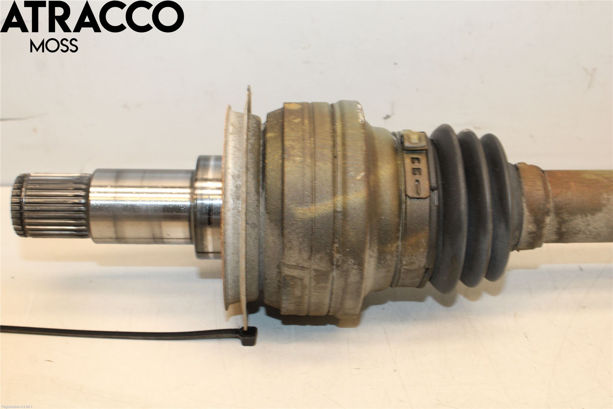 Mercedes-Benz MB E-KLASS (W213) 16-23 Drivaxel Bak Höger