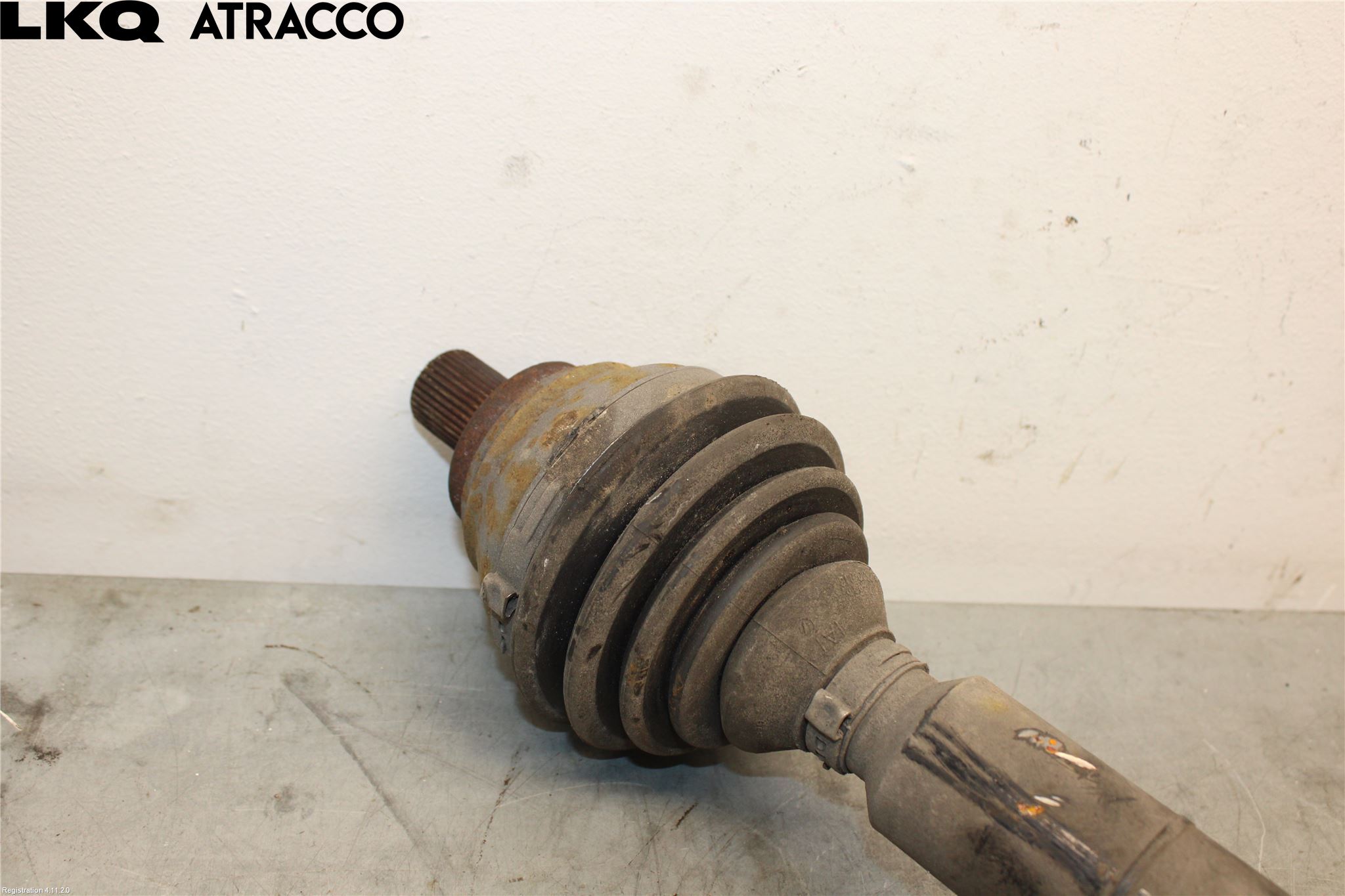 Volkswagen VW GOLF VI 09-13 Drivaxel Fram Höger