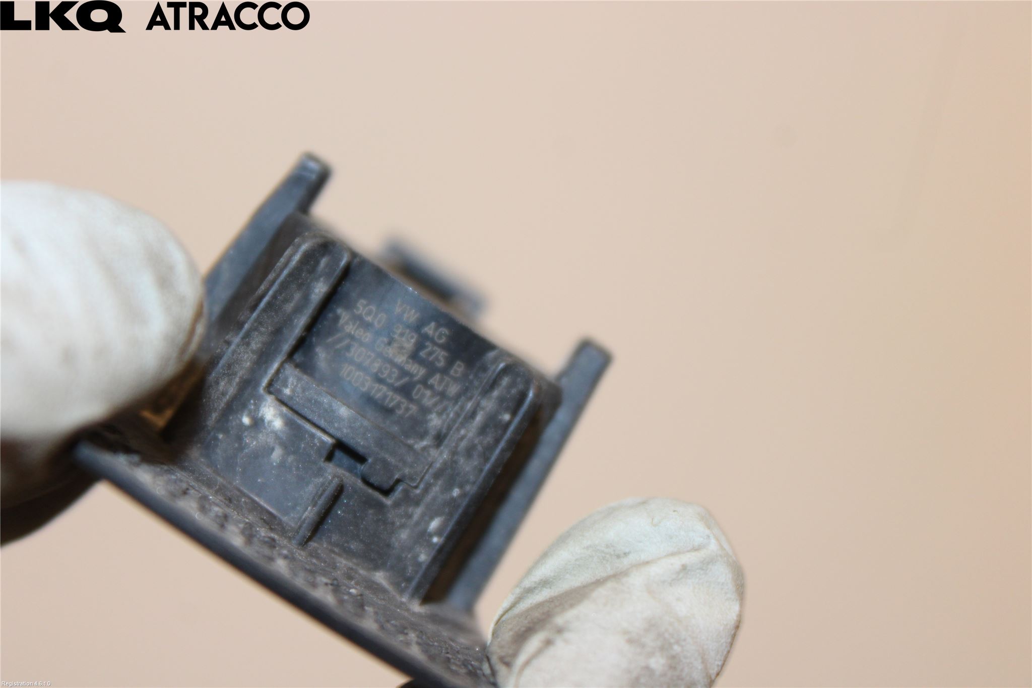 Volkswagen VW GOLF / E-GOLF VII 13-20 Parkeringshjälp Backsensor