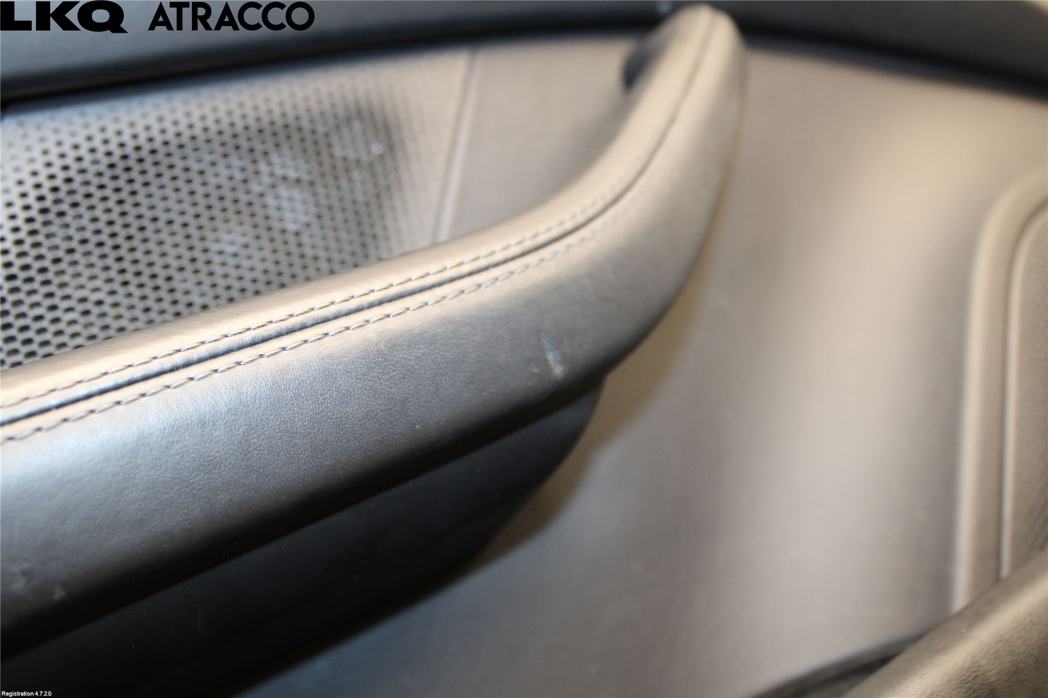 Porsche TAYCAN 20- Dörrklädsel Inlägg-List Vä