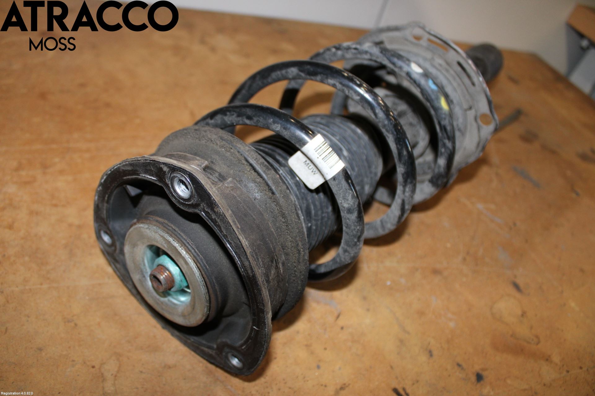 Volkswagen VW PASSAT 15-19 Fjäderben Fram Vänster