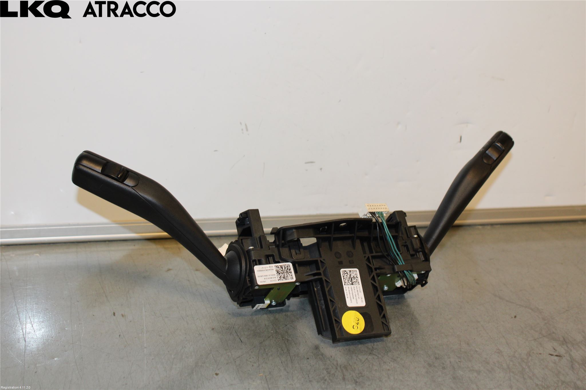 Volkswagen VW GOLF VI 09-13 Spakcentral