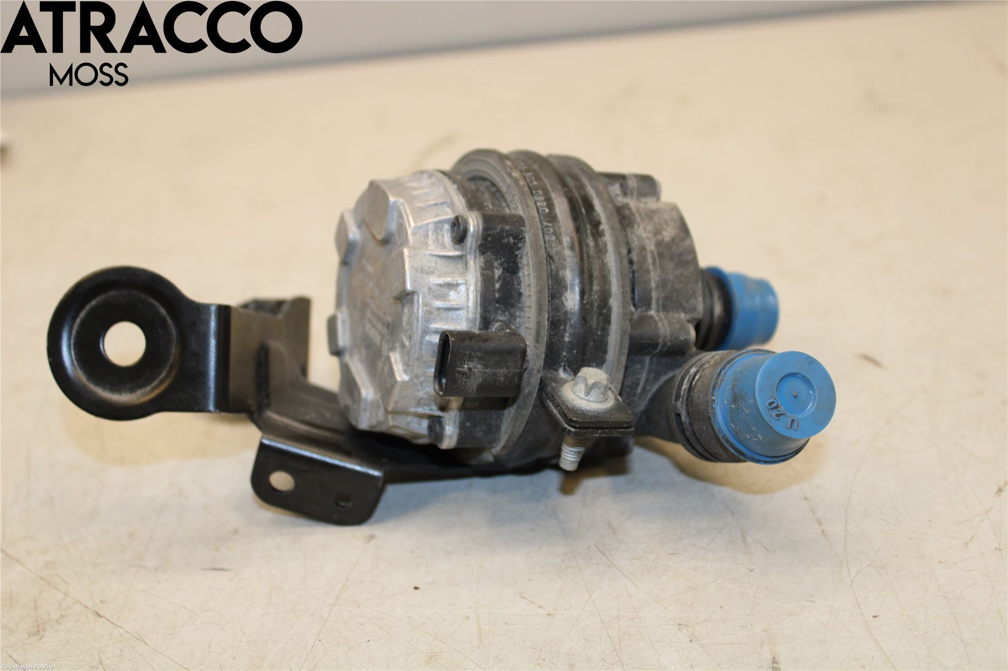 Mercedes-Benz MB E-KLASS (W213) 16-23 Vattenpump