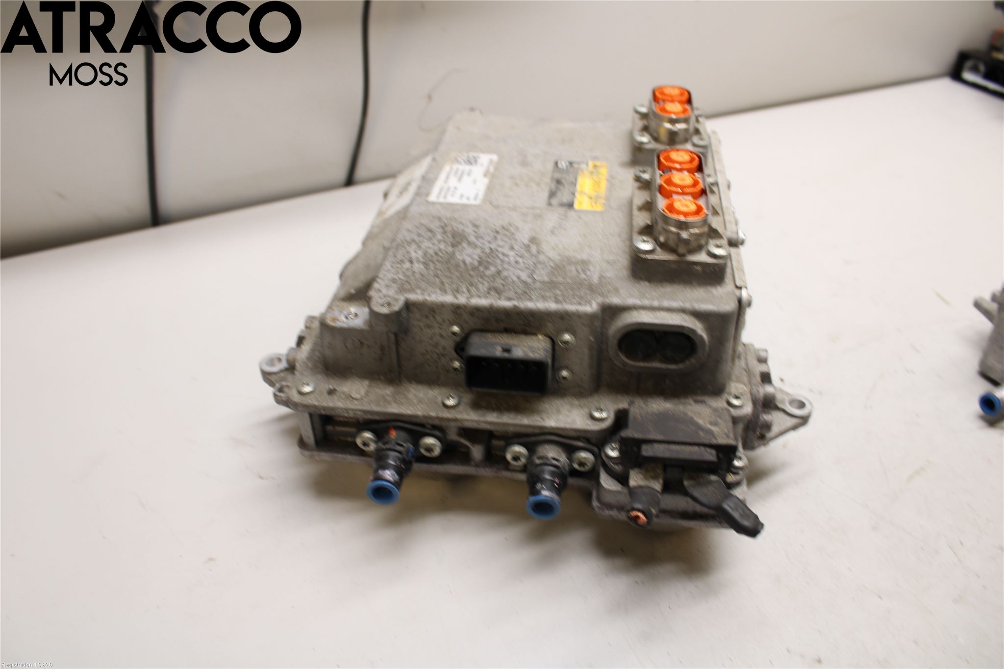 MG ZS EV 20- Inverter 12 -> 220 V