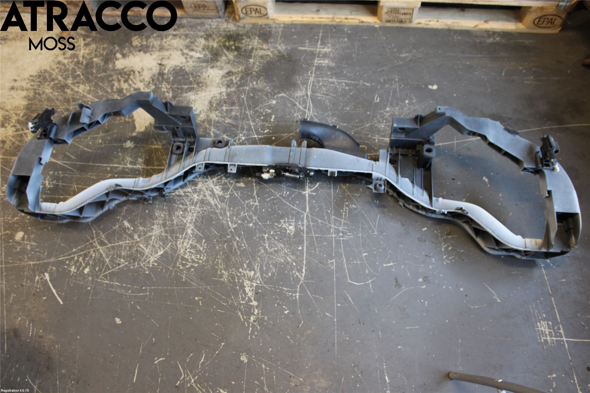 Ford FOCUS 11-14 Frontplåt Övre