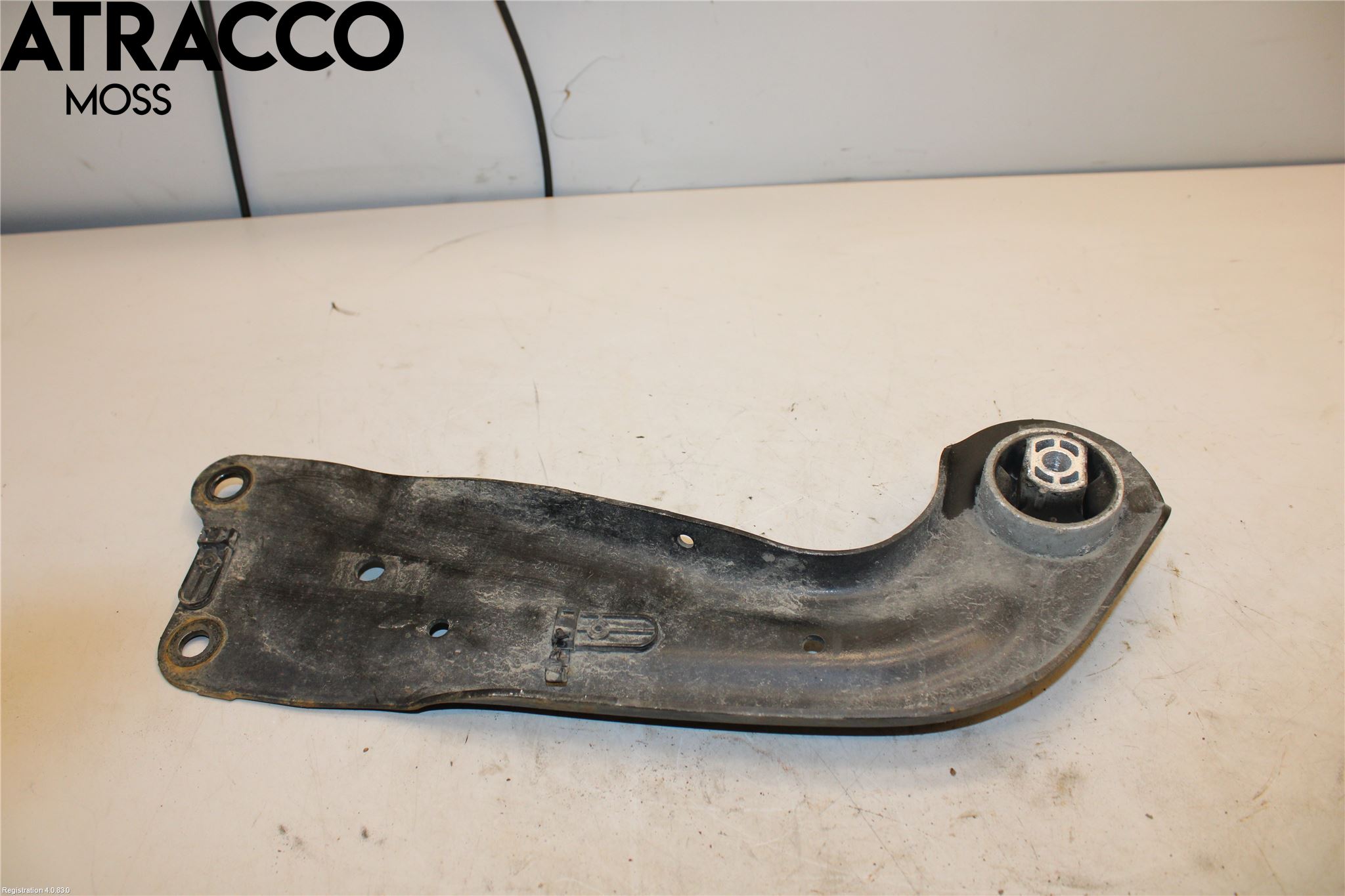 Volkswagen VW GOLF / E-GOLF VII 13-20 Bärarm Bak Vänster