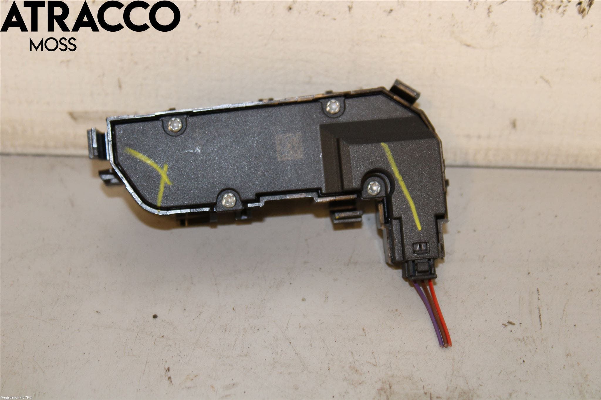 Mercedes-Benz MB EQC (N293) 20- Strömställare Stolvärme