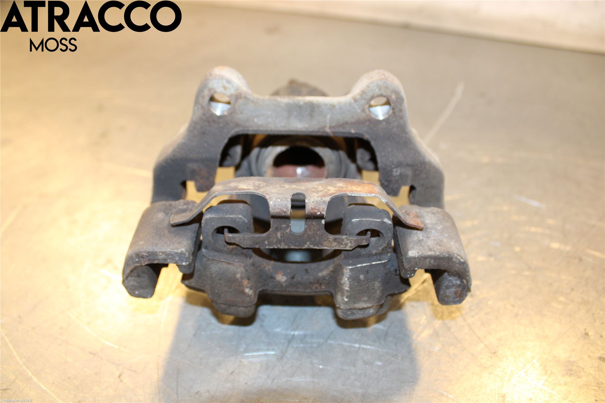 BMW 3 F30/F31/F80 12-19 Bromsok Bak Höger
