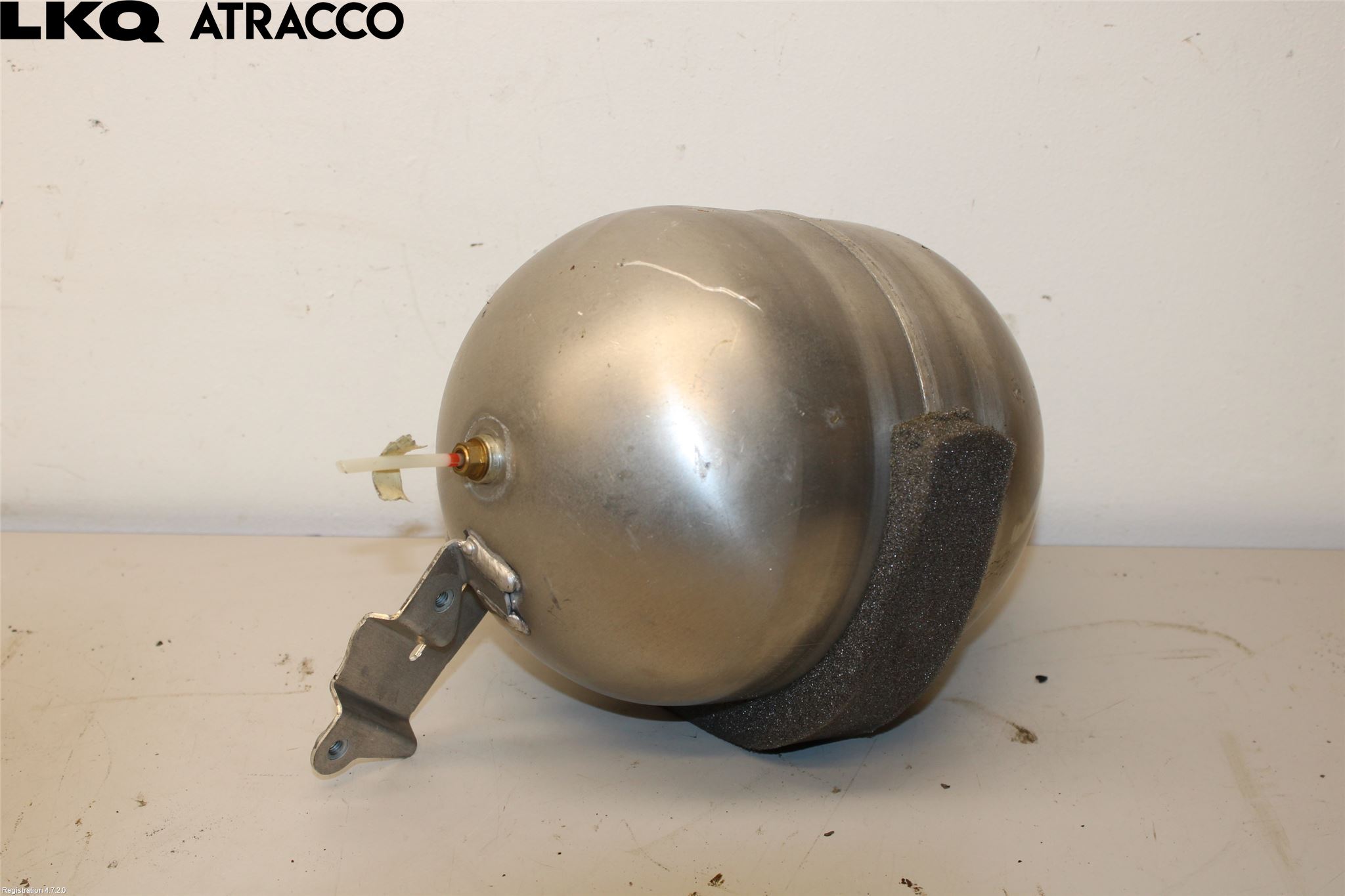 Mercedes-Benz MB E-KLASS (W211) 02-09 Nivå/Luftförändring Trycktank