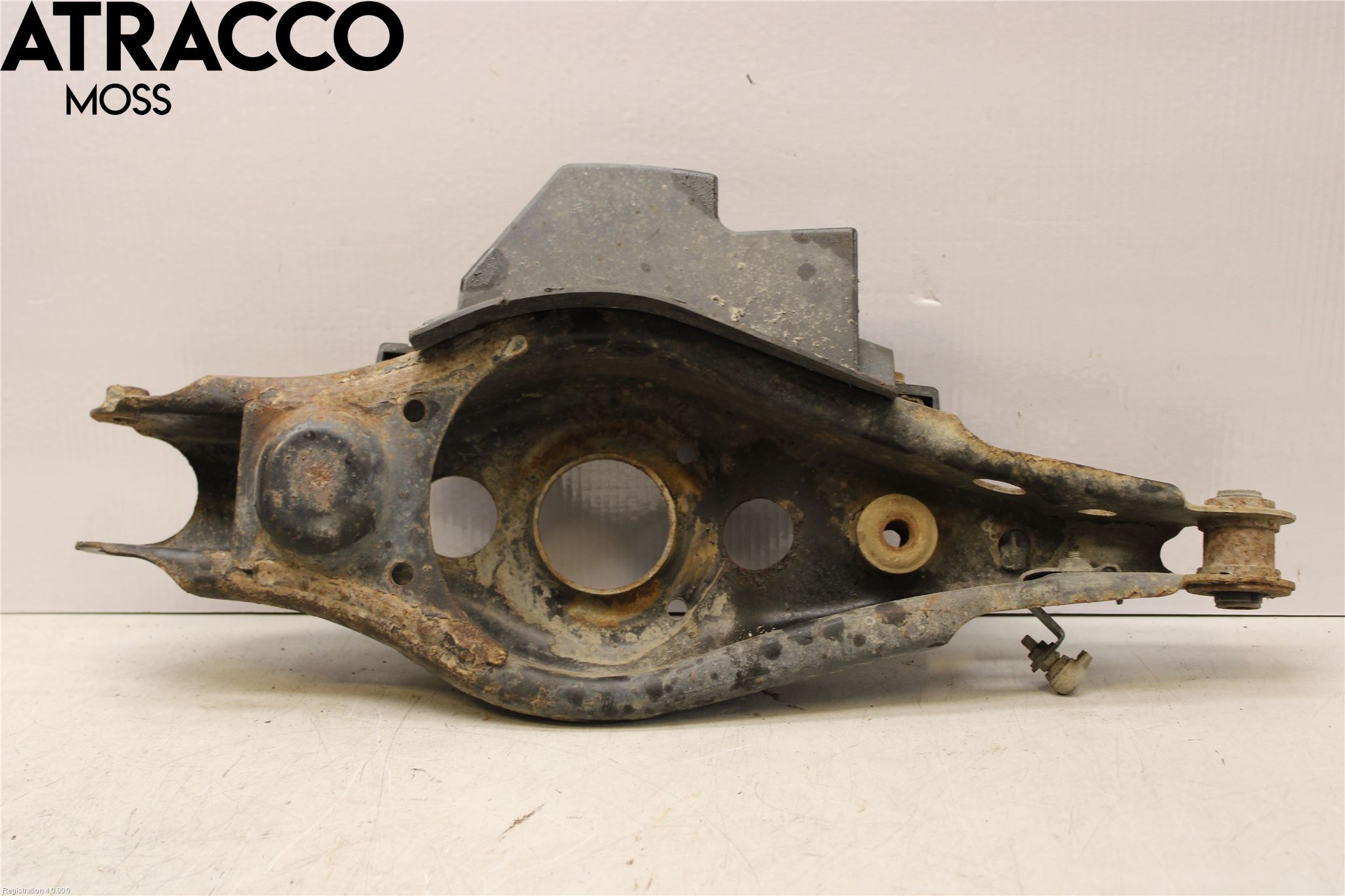 Toyota RAV4 13-18 Bärarm Bak Vänster