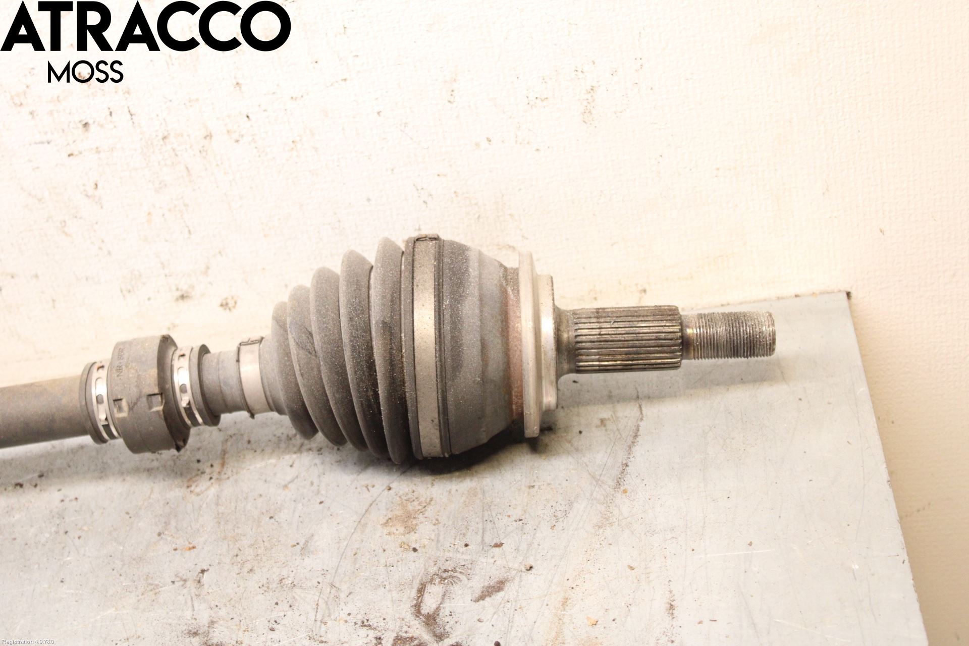 Toyota RAV4 13-18 Drivaxel Fram Höger