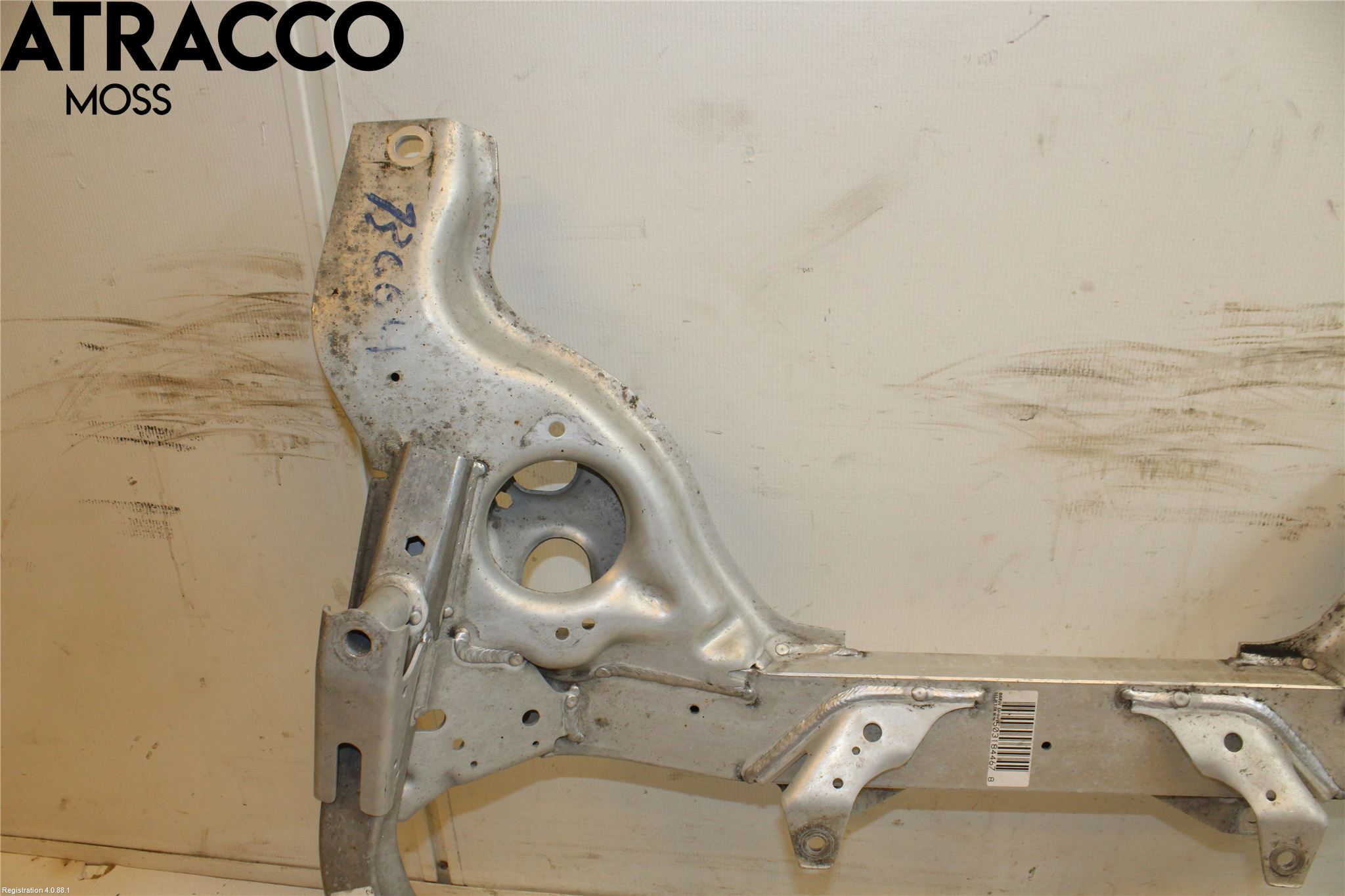 BMW 3 E90/91 SED/TOU 05-12 Framvagn Fäste-Kudde