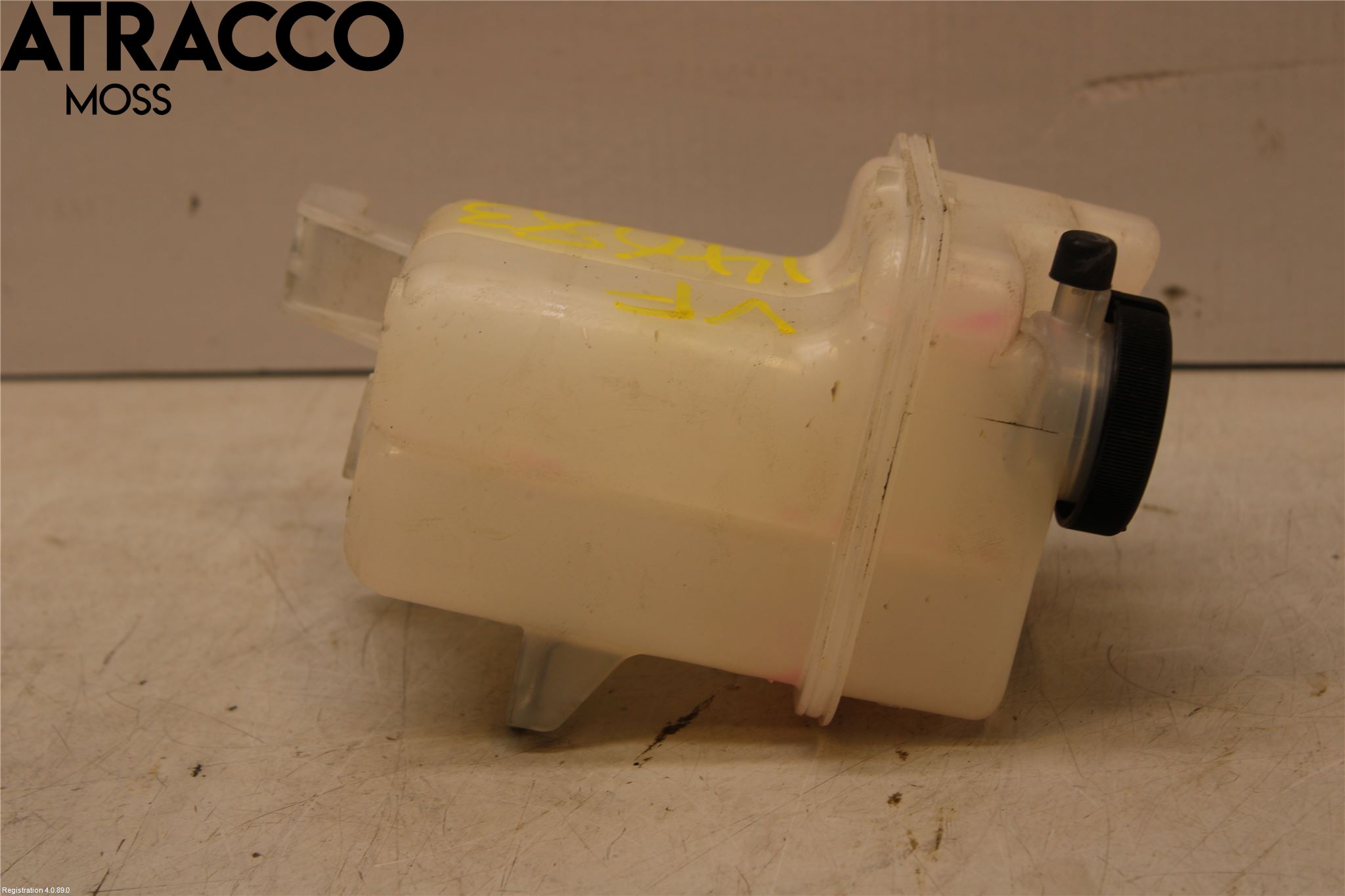 Toyota AURIS 13-19 Expansionstank