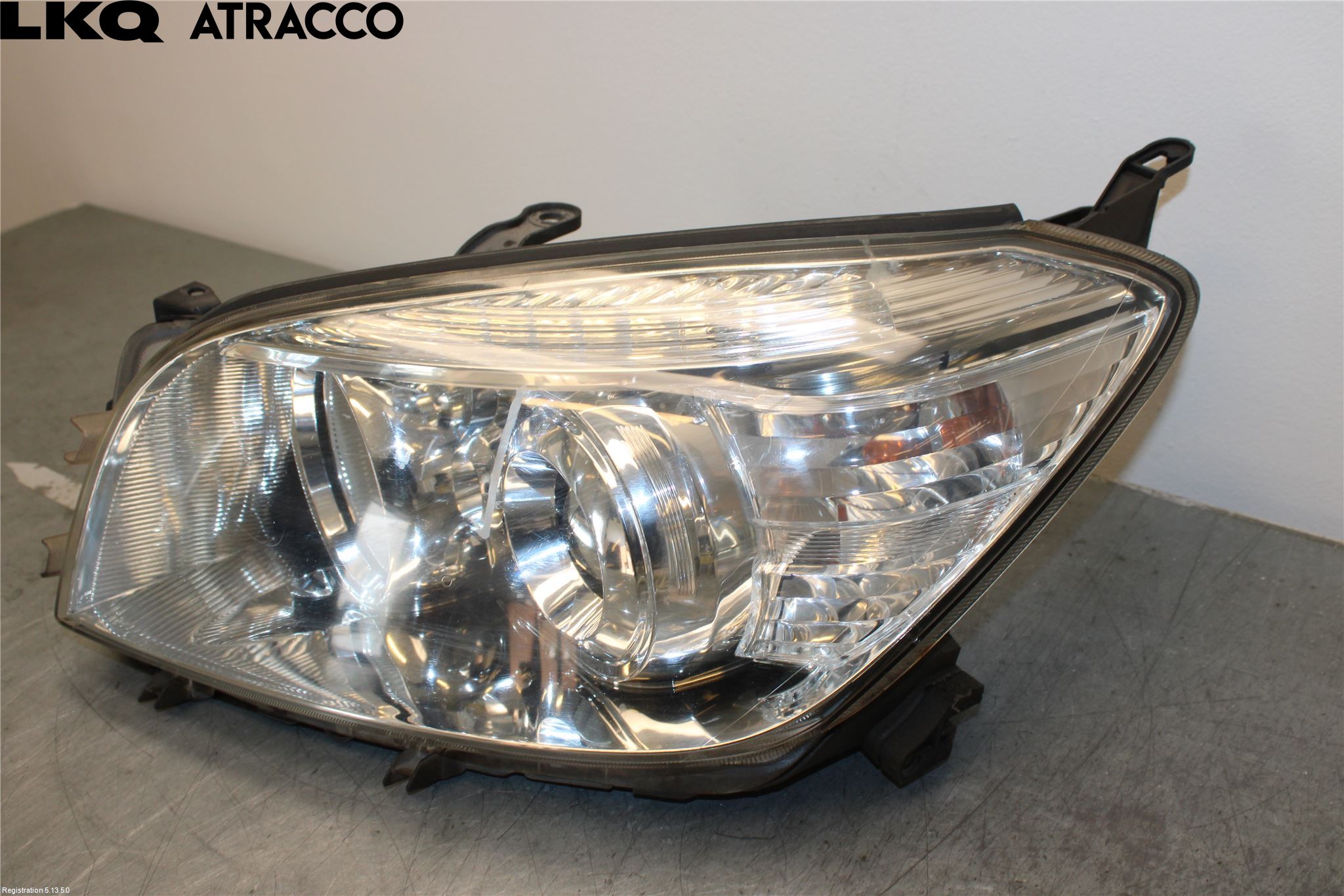 Toyota RAV 4 06-12 Strålkastare Vänster